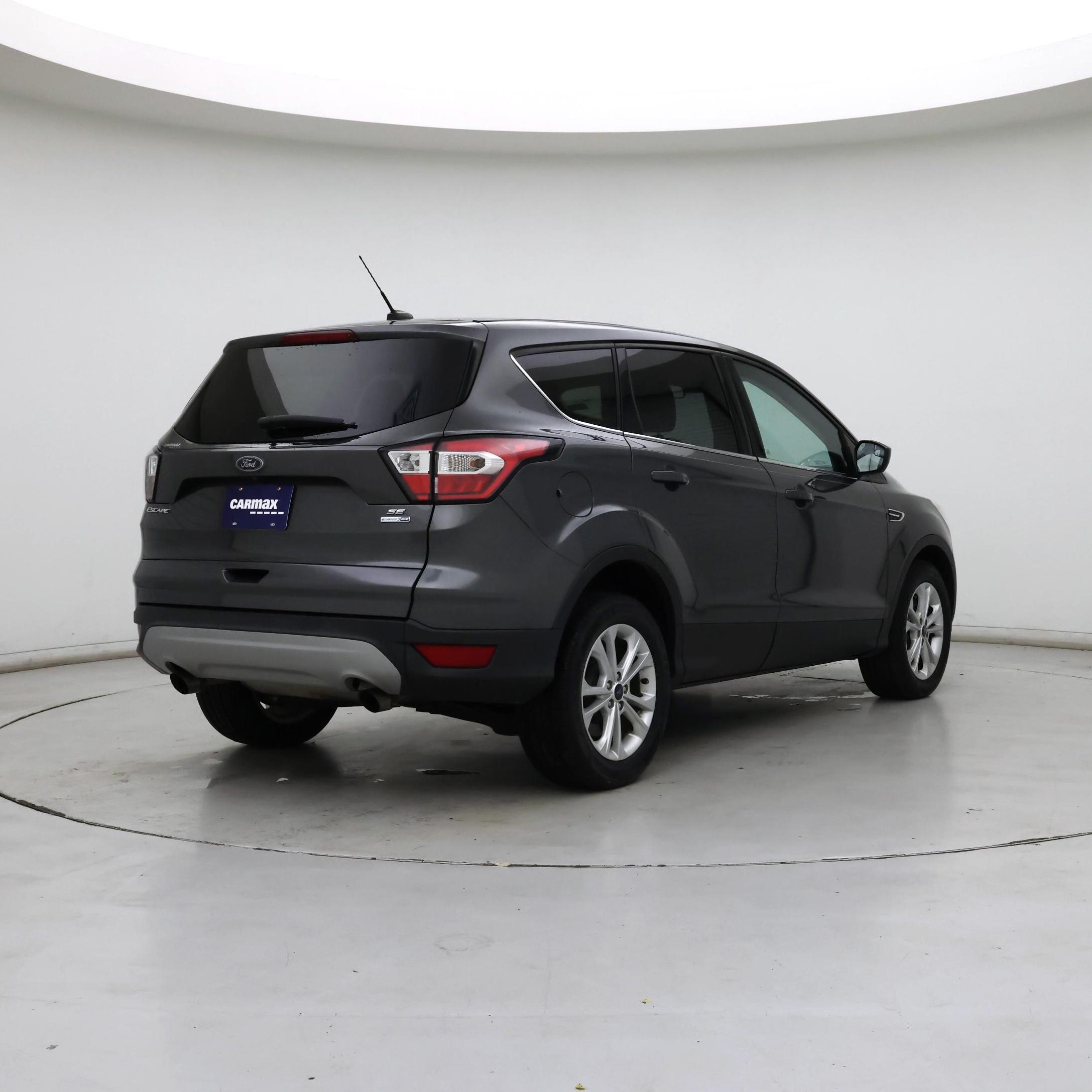 Thumbnail: 2017 Ford Escape - 8