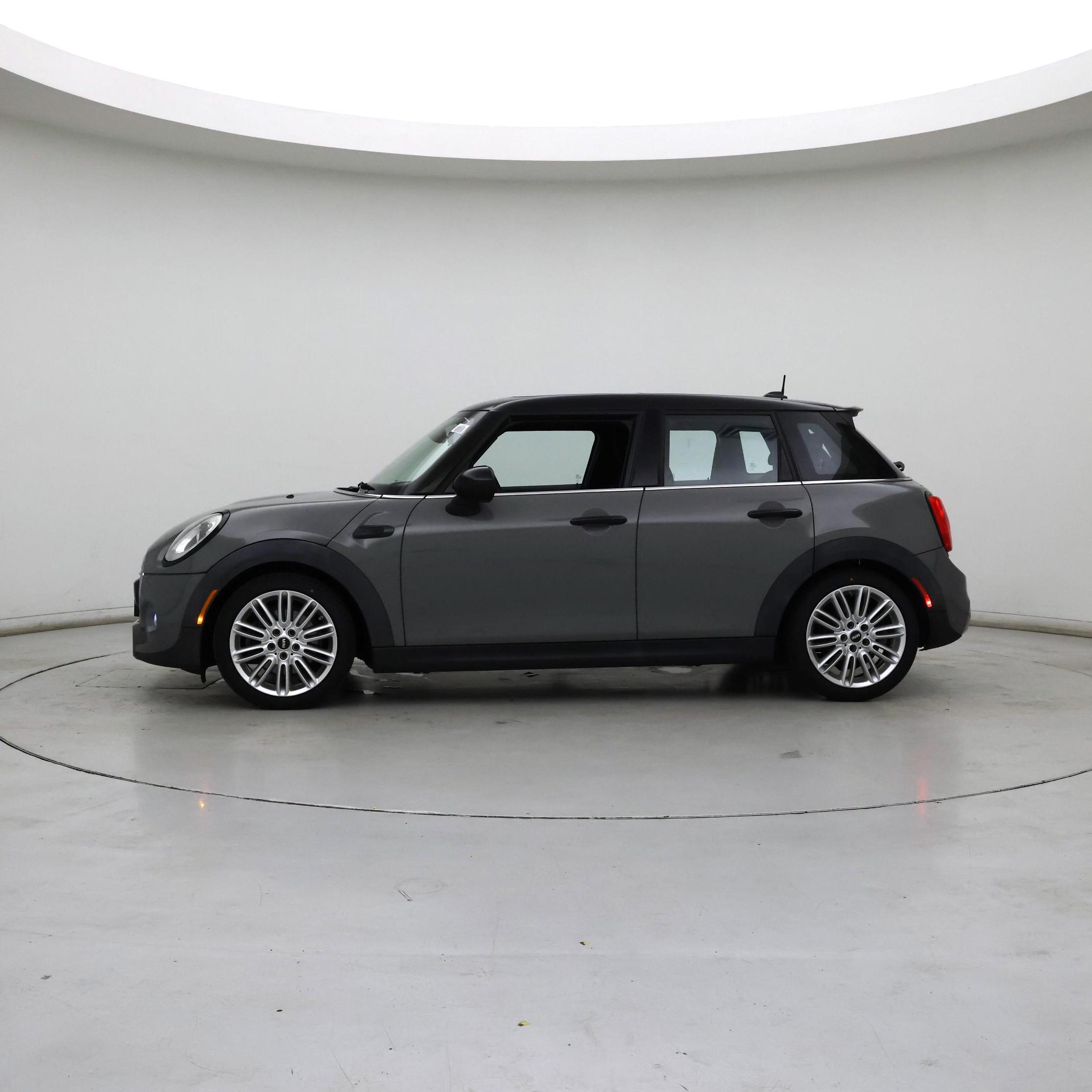Thumbnail: 2015 MINI Cooper Hardtop - 3