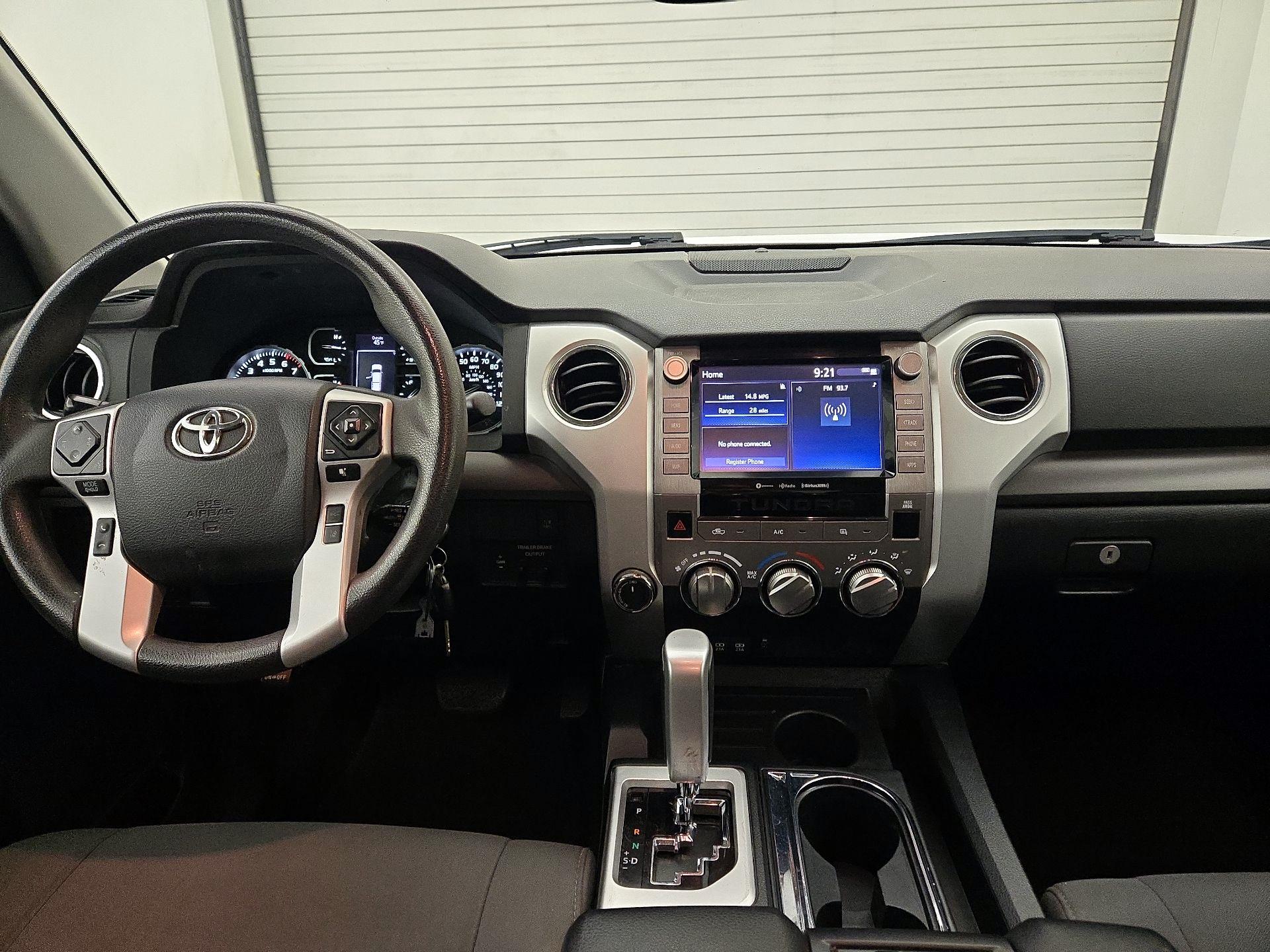 Thumbnail: 2020 Toyota Tundra - 9