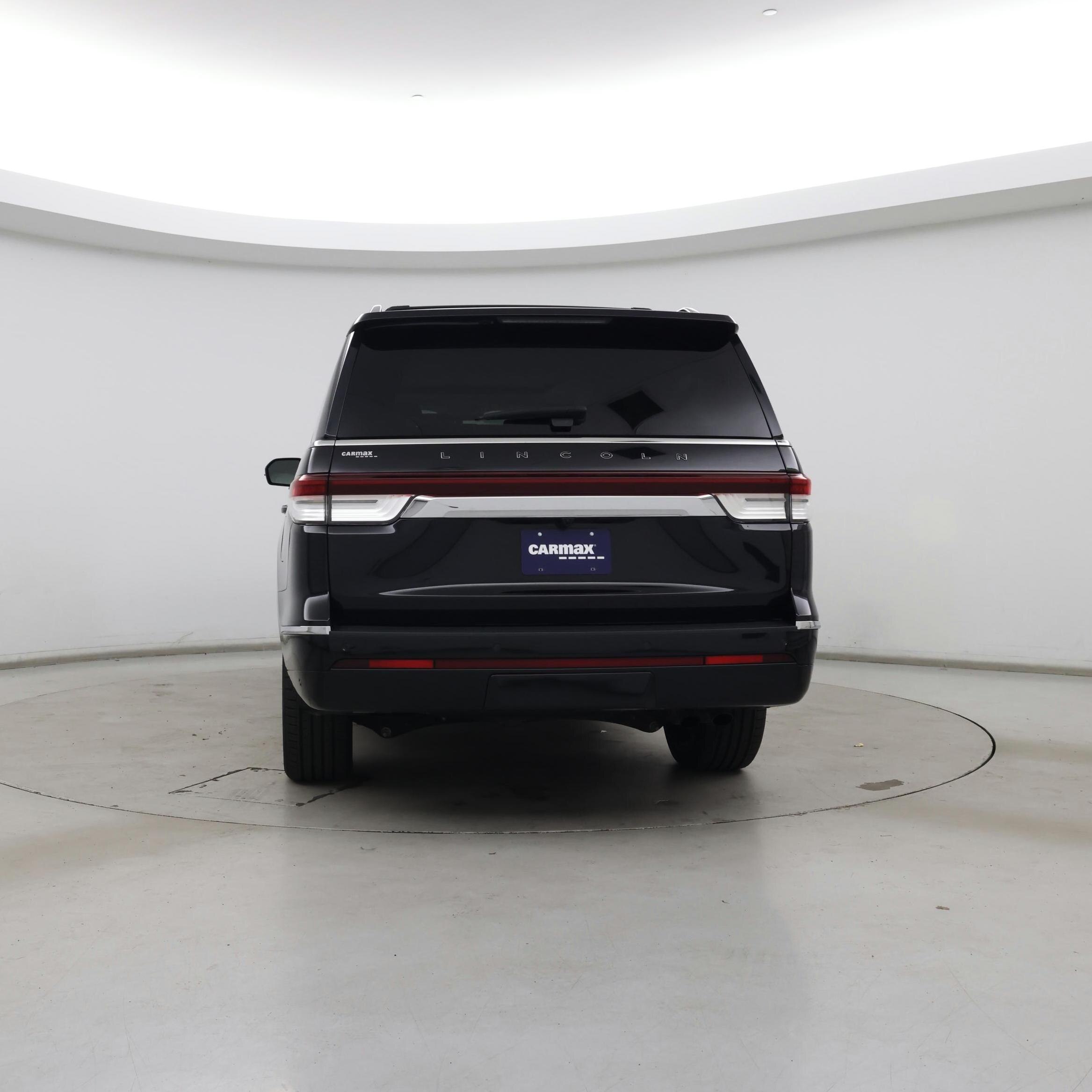 Thumbnail: 2023 Lincoln Navigator L - 6