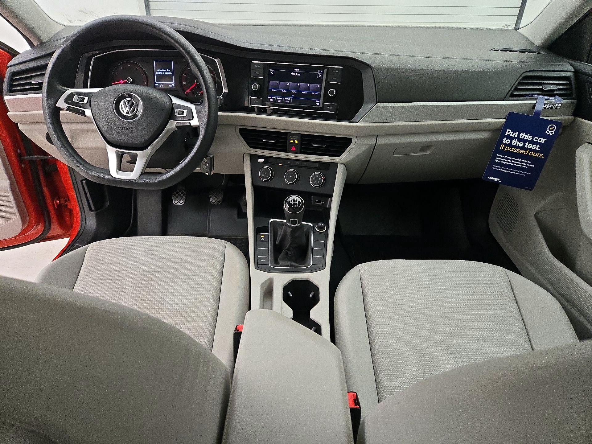 Thumbnail: 2019 Volkswagen Jetta - 9