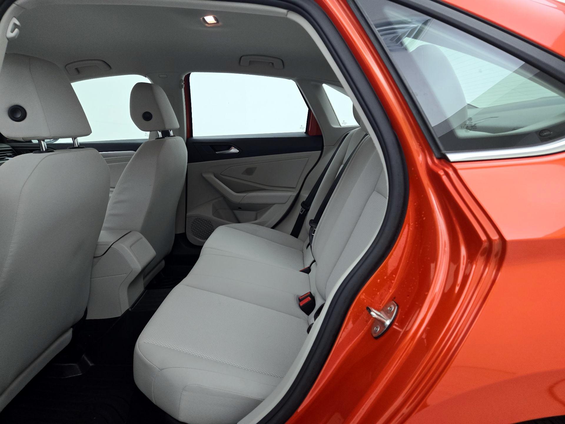 Thumbnail: 2019 Volkswagen Jetta - 19
