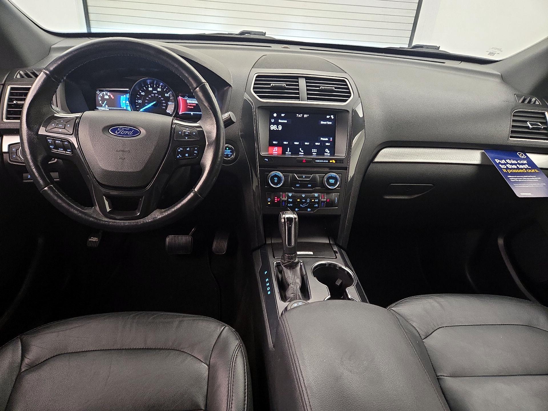 Thumbnail: 2017 Ford Explorer - 9