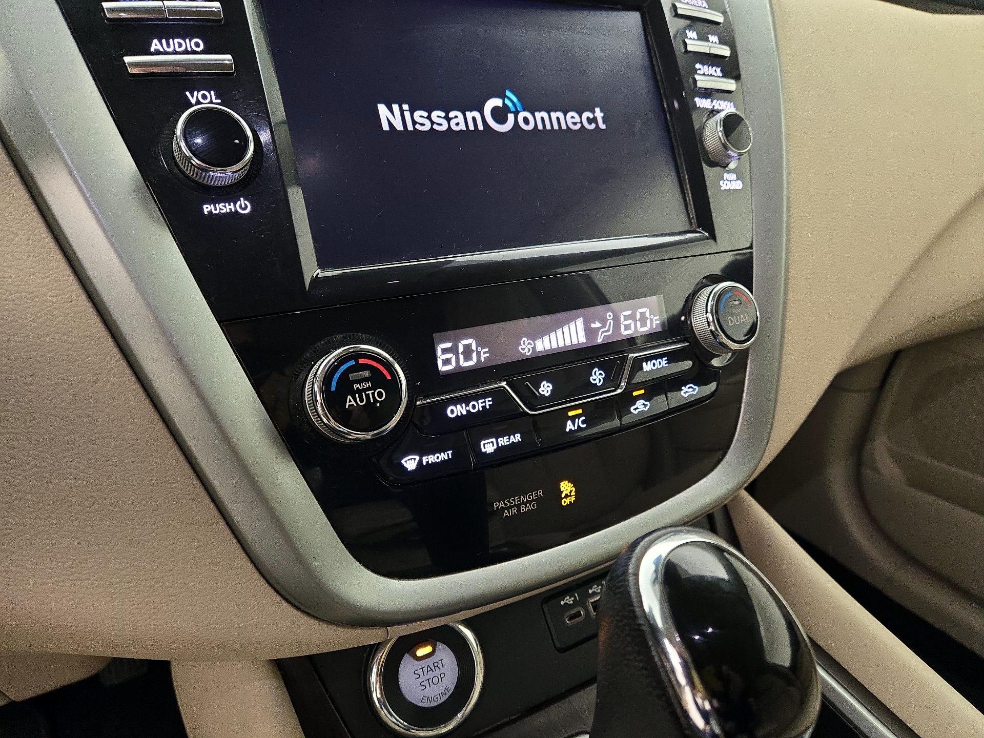 Thumbnail: 2019 Nissan Murano - 16