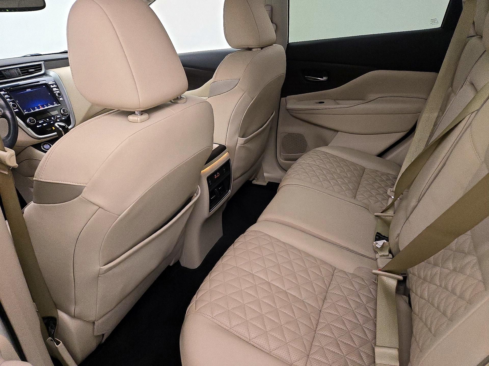 Thumbnail: 2019 Nissan Murano - 19