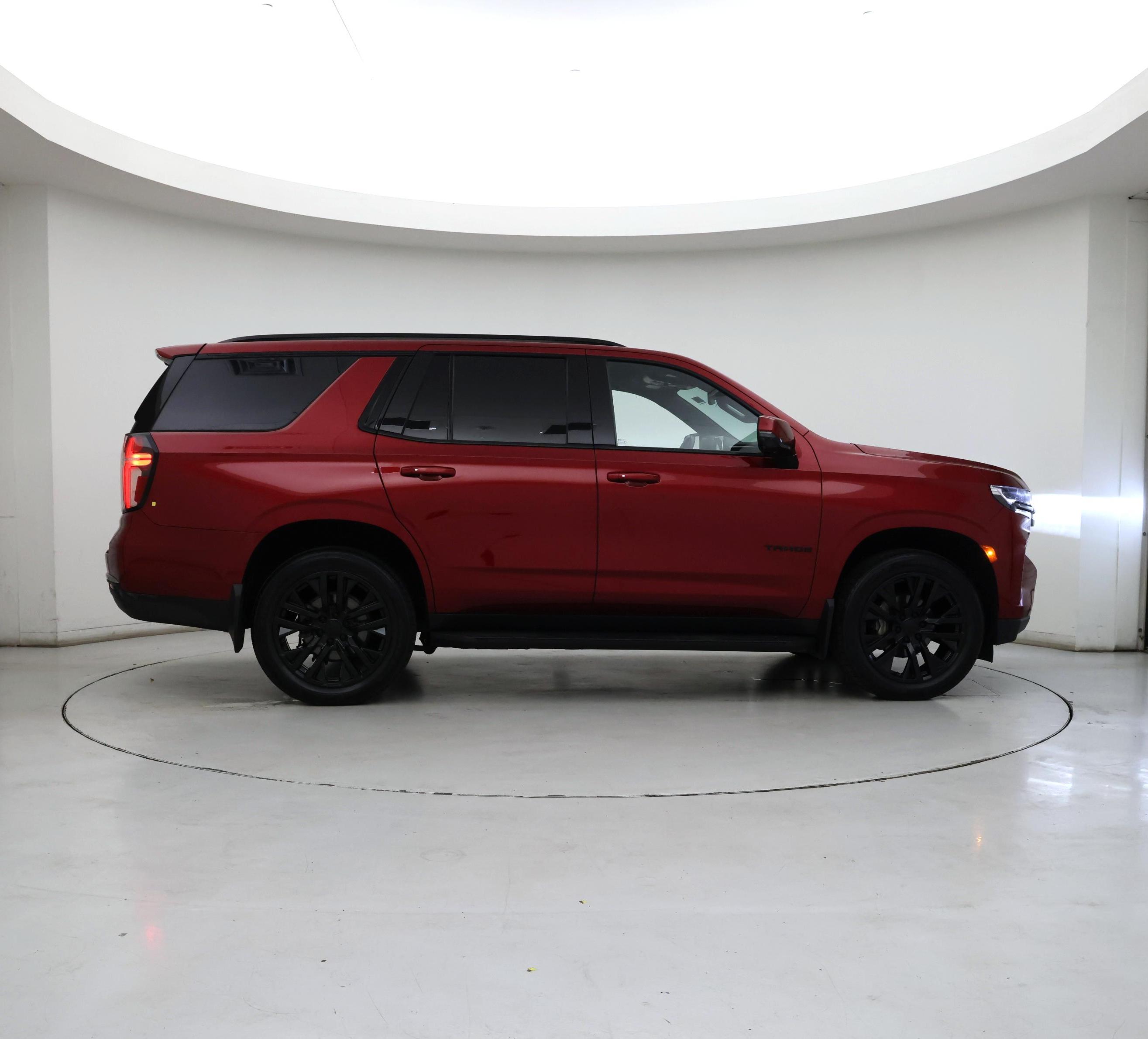Thumbnail: 2022 Chevrolet Tahoe - 7