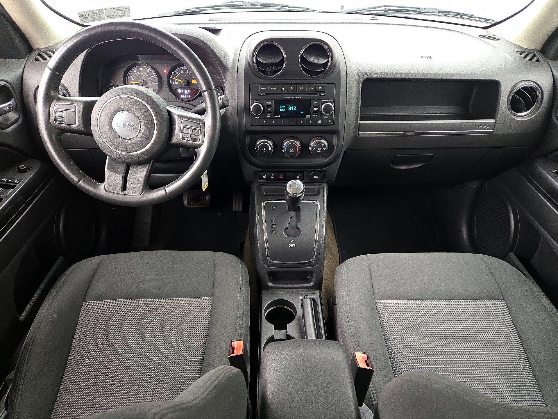 Thumbnail: 2016 Jeep Patriot - 9