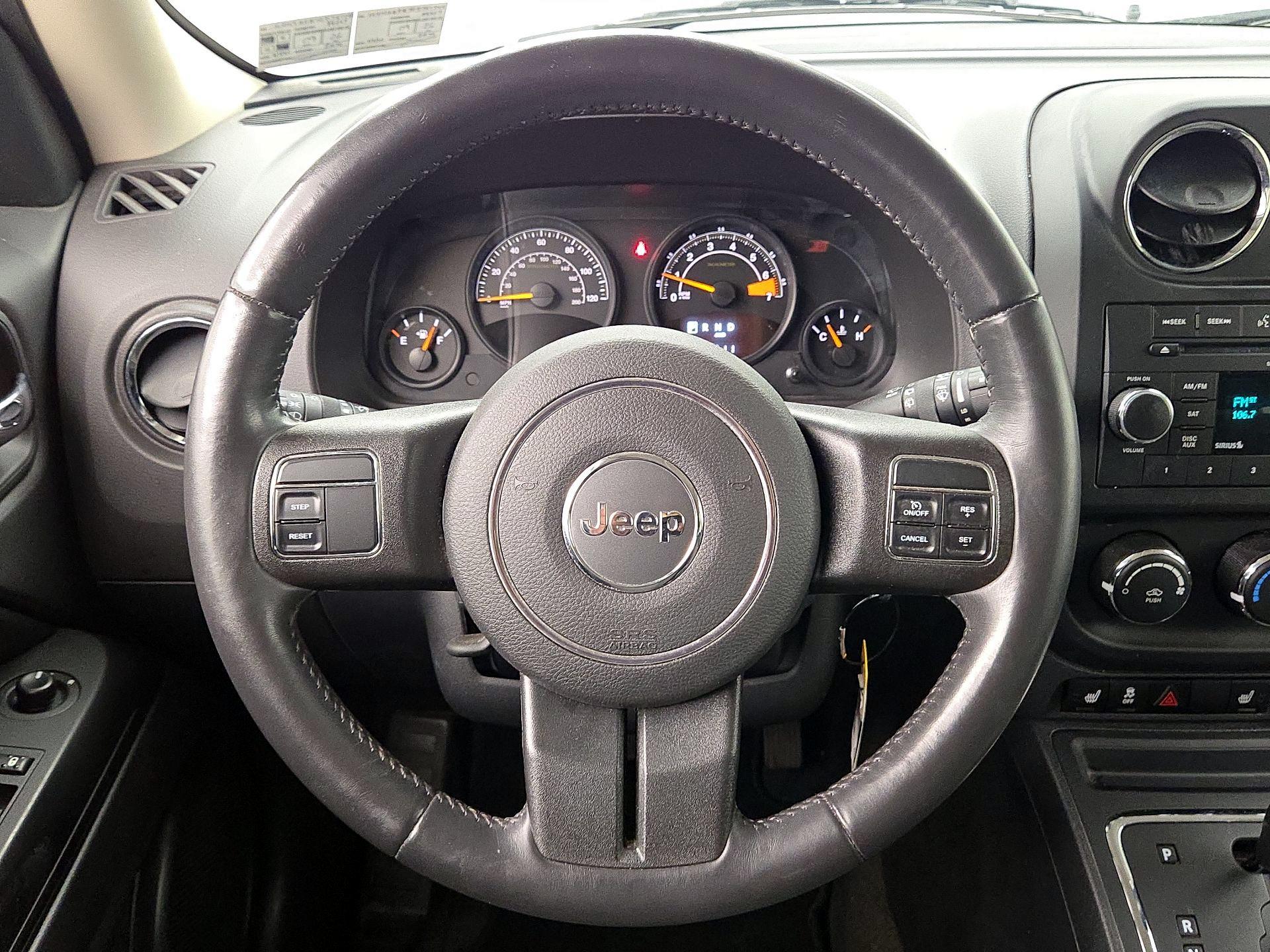 Thumbnail: 2016 Jeep Patriot - 10