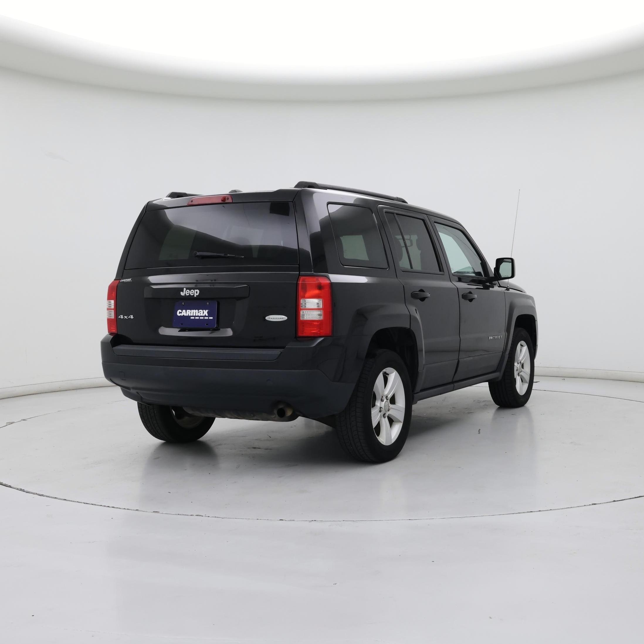 Thumbnail: 2016 Jeep Patriot - 8