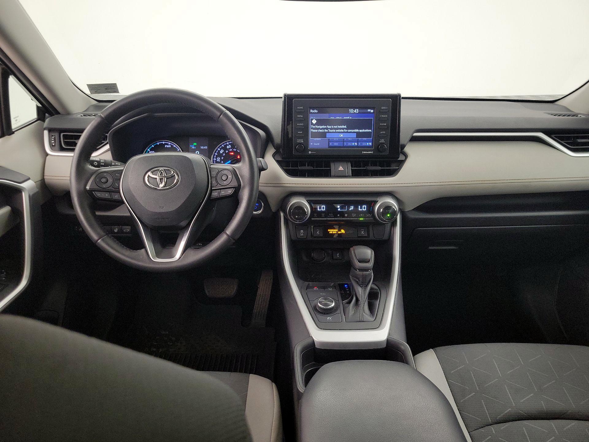 Thumbnail: 2021 Toyota RAV4 - 9