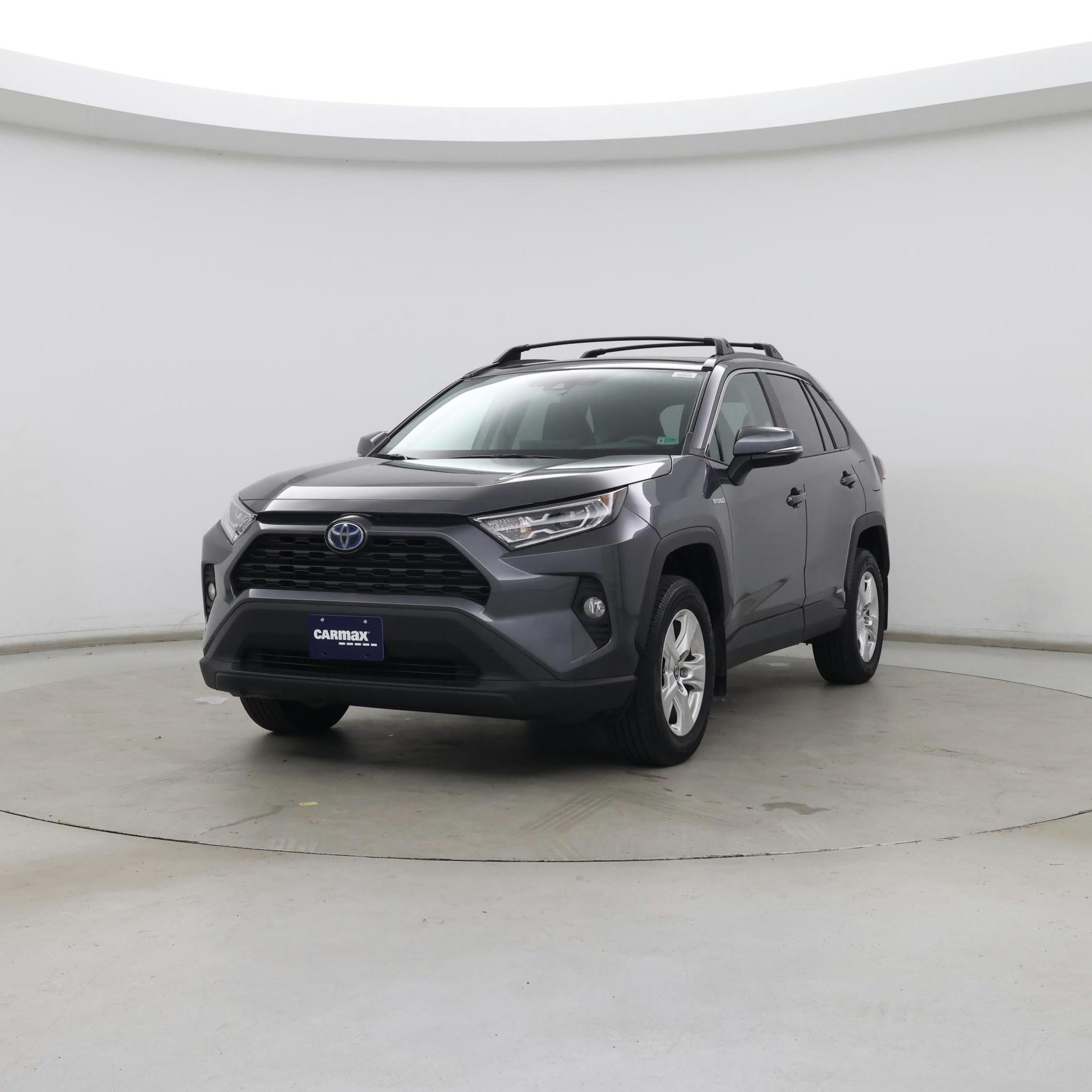 Thumbnail: 2021 Toyota RAV4 - 4
