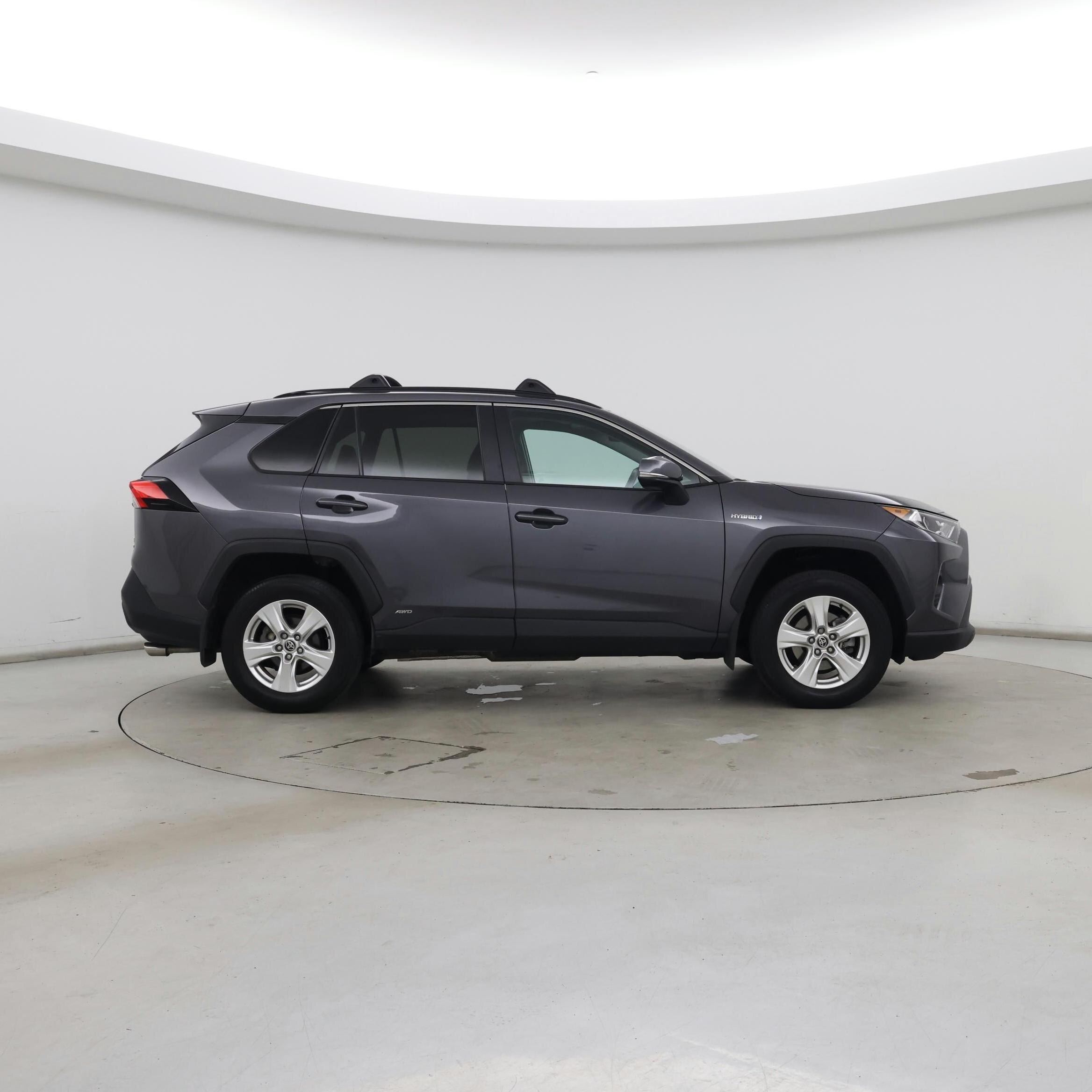 Thumbnail: 2021 Toyota RAV4 - 7