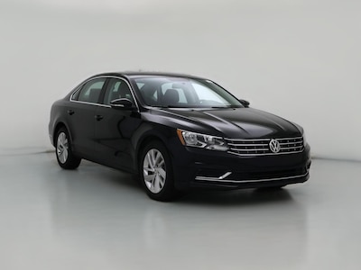 Black 2018 Volkswagen Passat SE