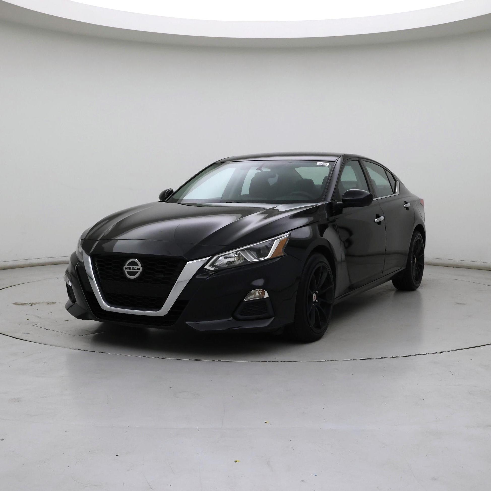 Thumbnail: 2020 Nissan Altima - 4