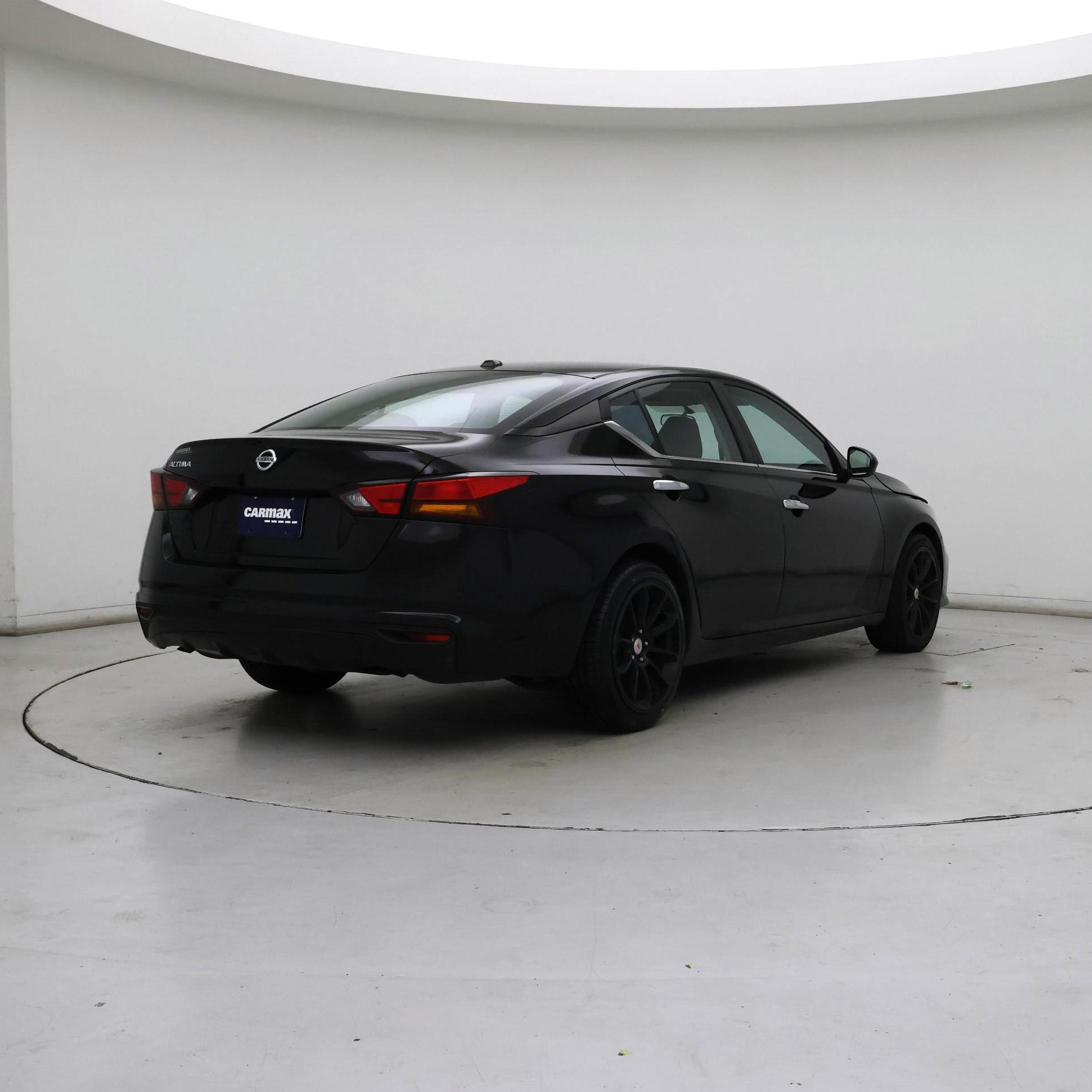 Thumbnail: 2020 Nissan Altima - 8
