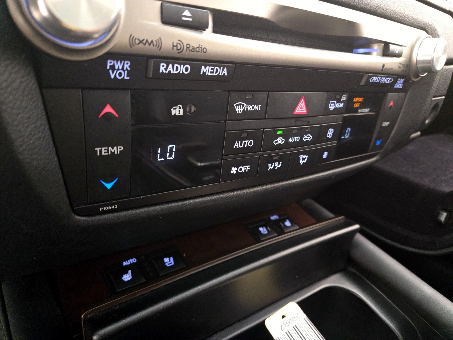 Thumbnail: 2014 Lexus GS - 16