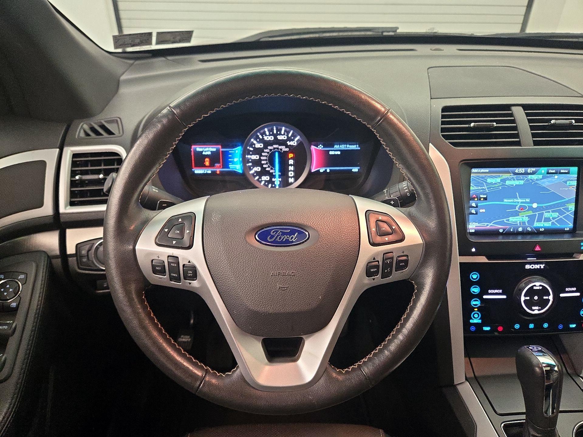 Thumbnail: 2015 Ford Explorer - 10