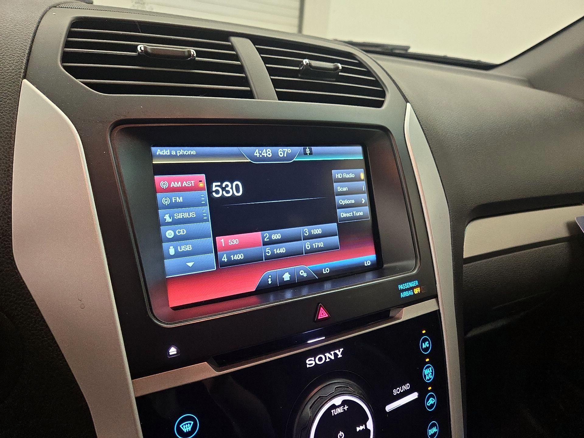 Thumbnail: 2015 Ford Explorer - 16