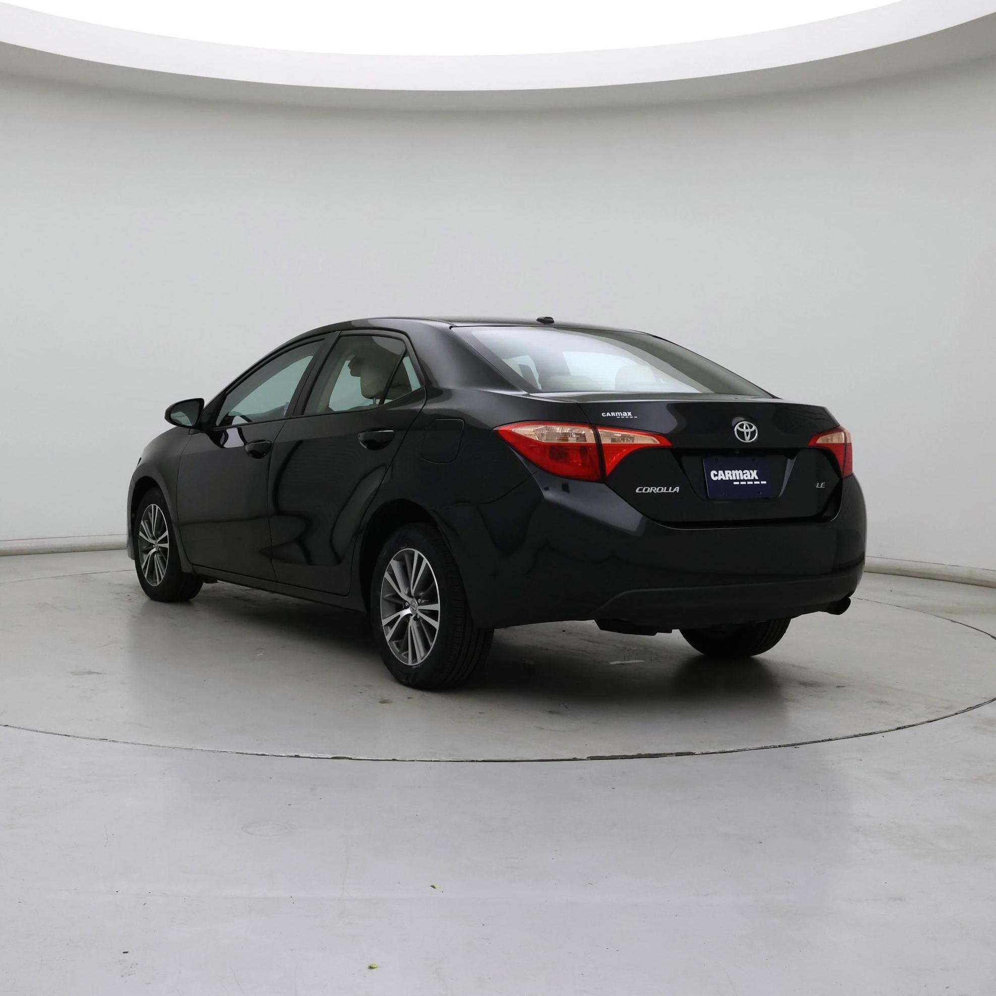 Thumbnail: 2017 Toyota Corolla - 2