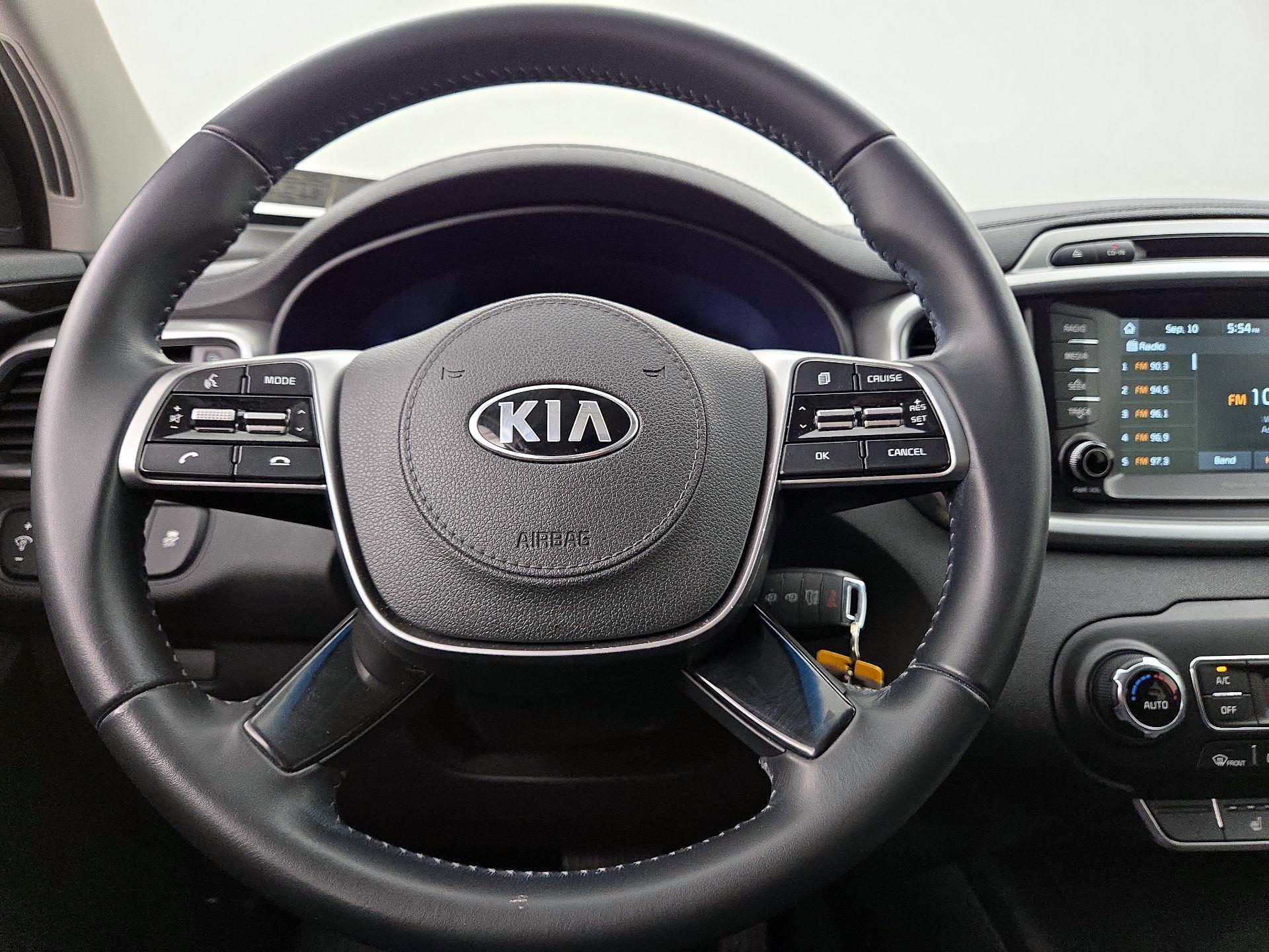 Thumbnail: 2019 Kia Sorento - 10