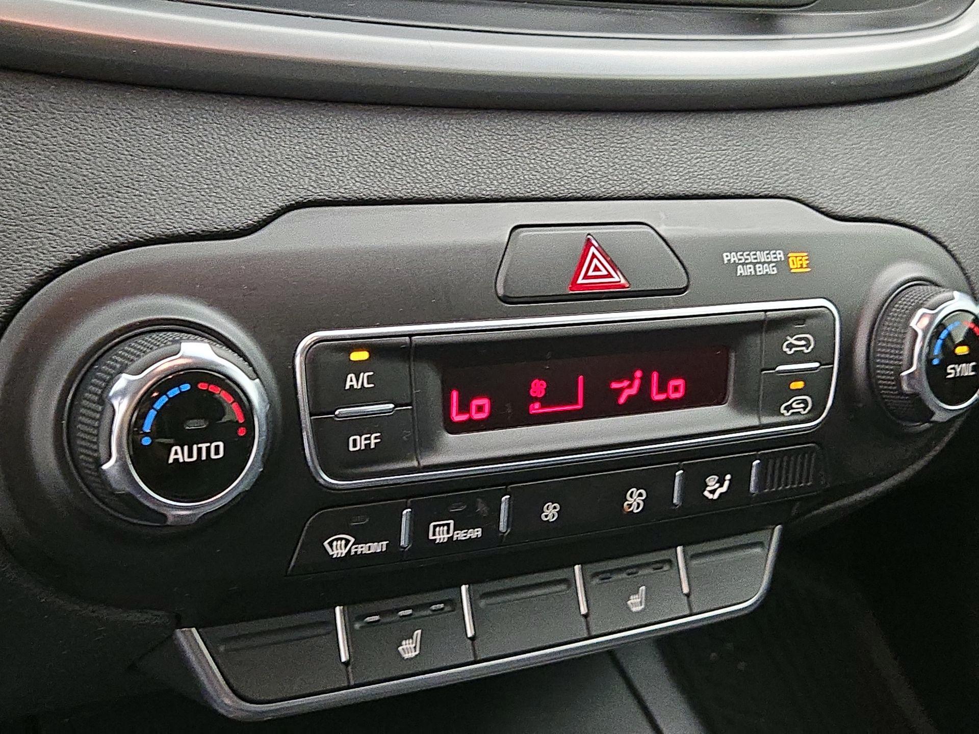 Thumbnail: 2019 Kia Sorento - 15