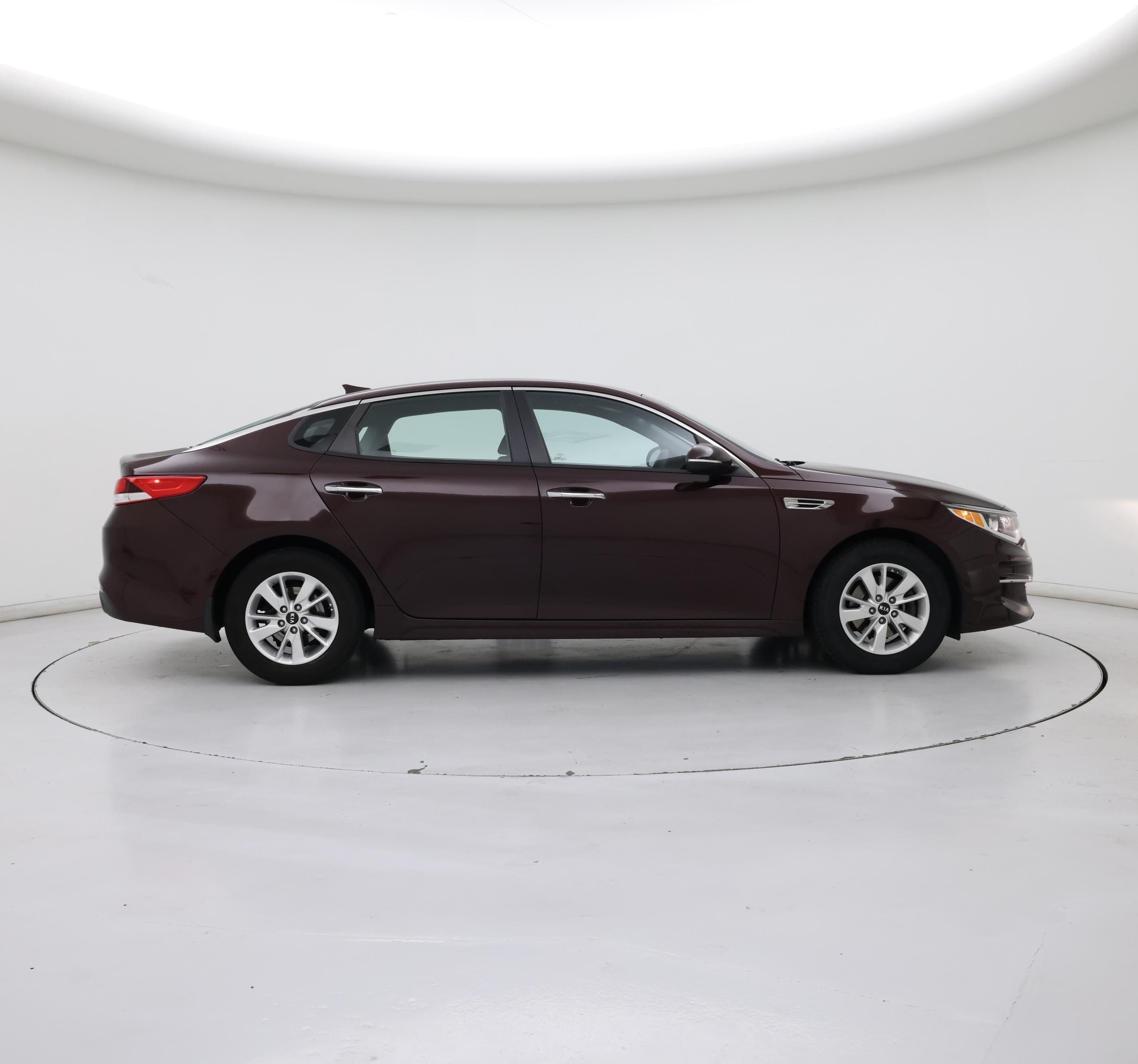 Thumbnail: 2017 Kia Optima - 7