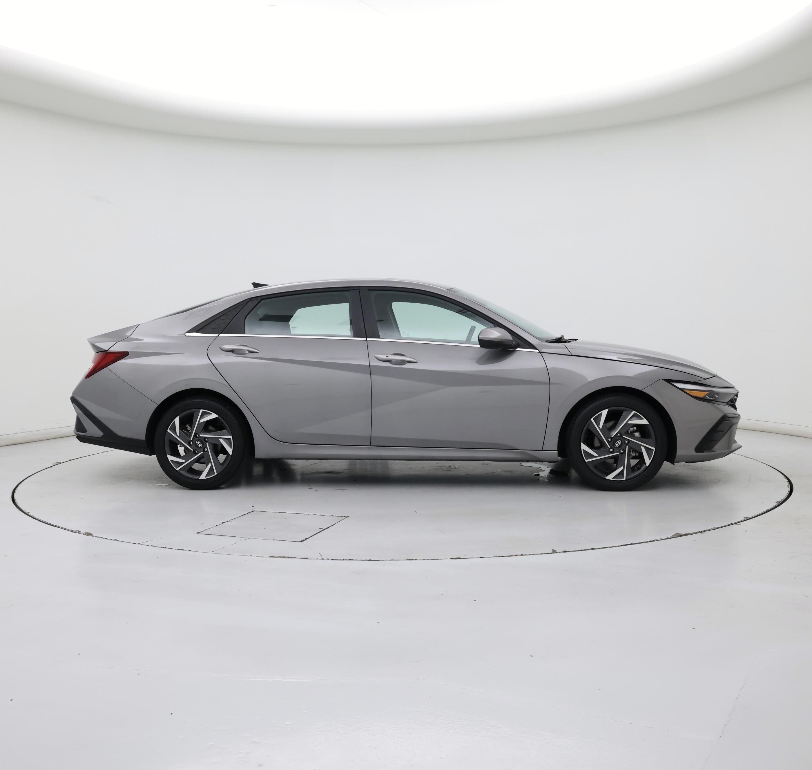 Thumbnail: 2024 Hyundai Elantra - 7