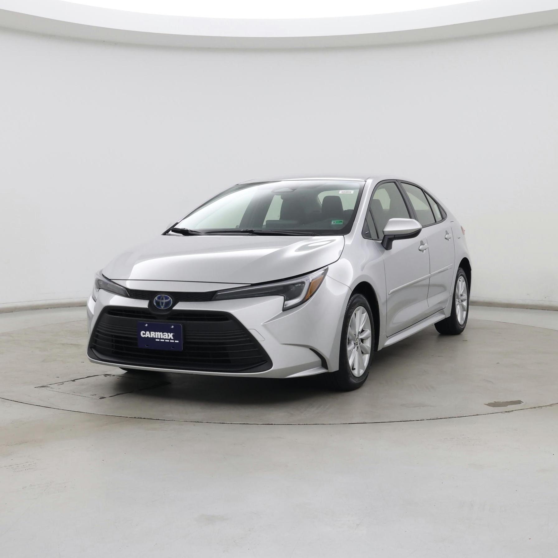 Thumbnail: 2023 Toyota Corolla - 4