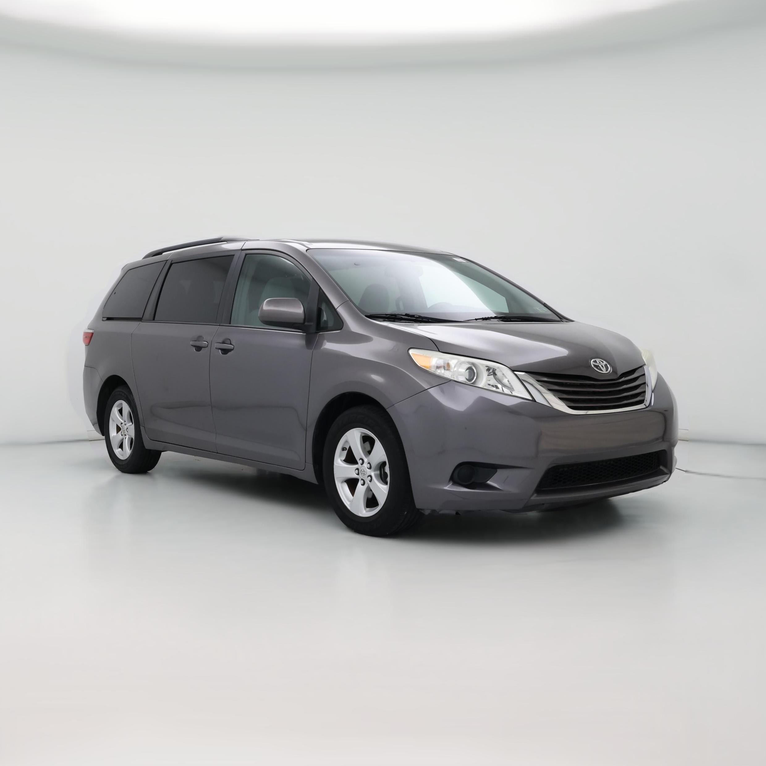 Thumbnail: 2015 Toyota Sienna - 1
