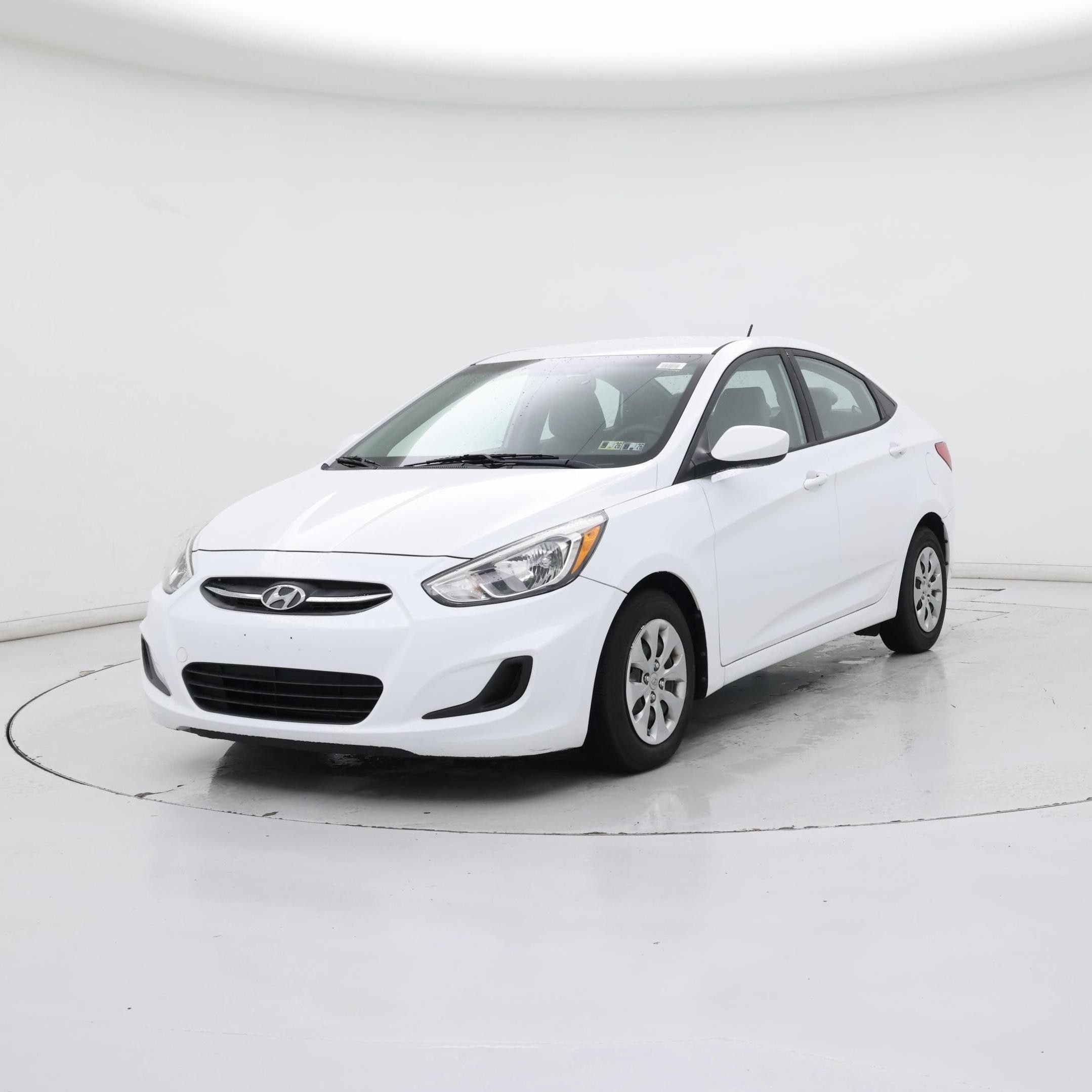 Thumbnail: 2017 Hyundai Accent - 4
