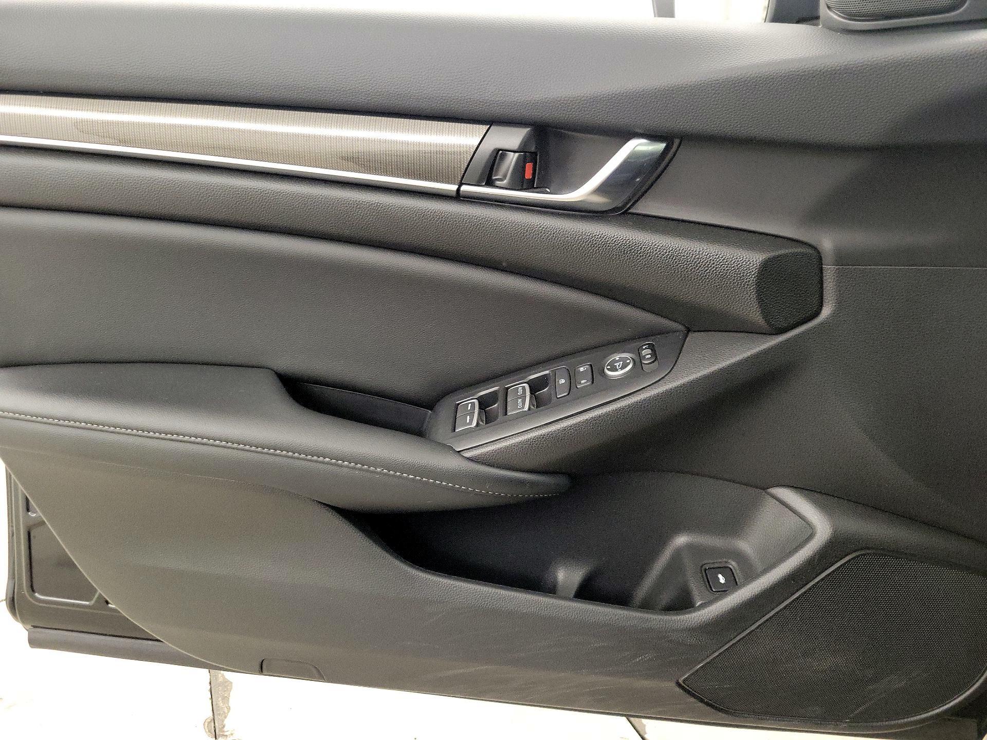 Thumbnail: 2022 Honda Accord - 12