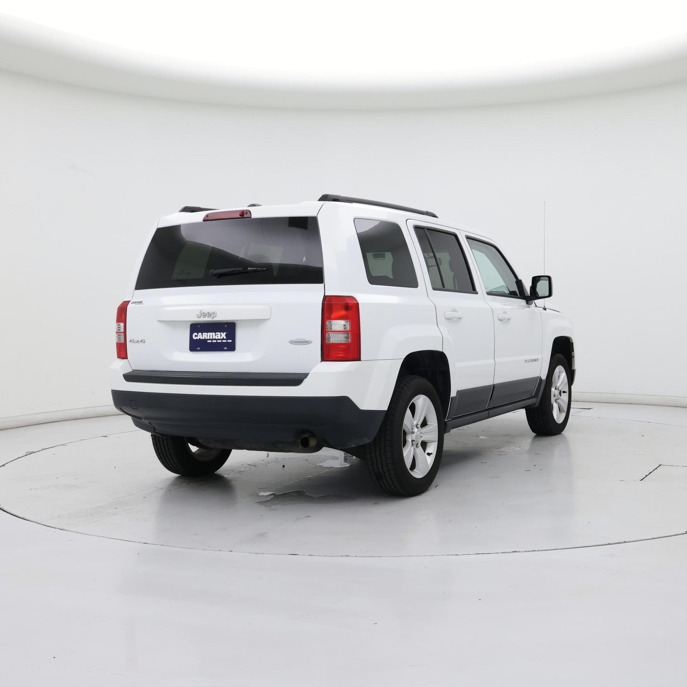 Thumbnail: 2016 Jeep Patriot - 8