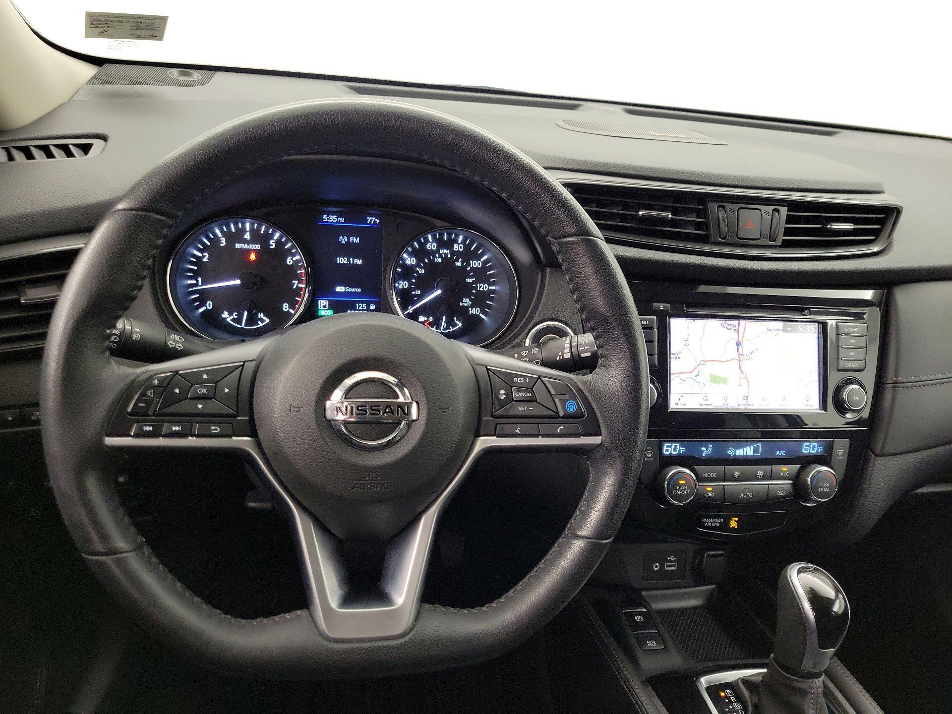 Thumbnail: 2020 Nissan Rogue - 10