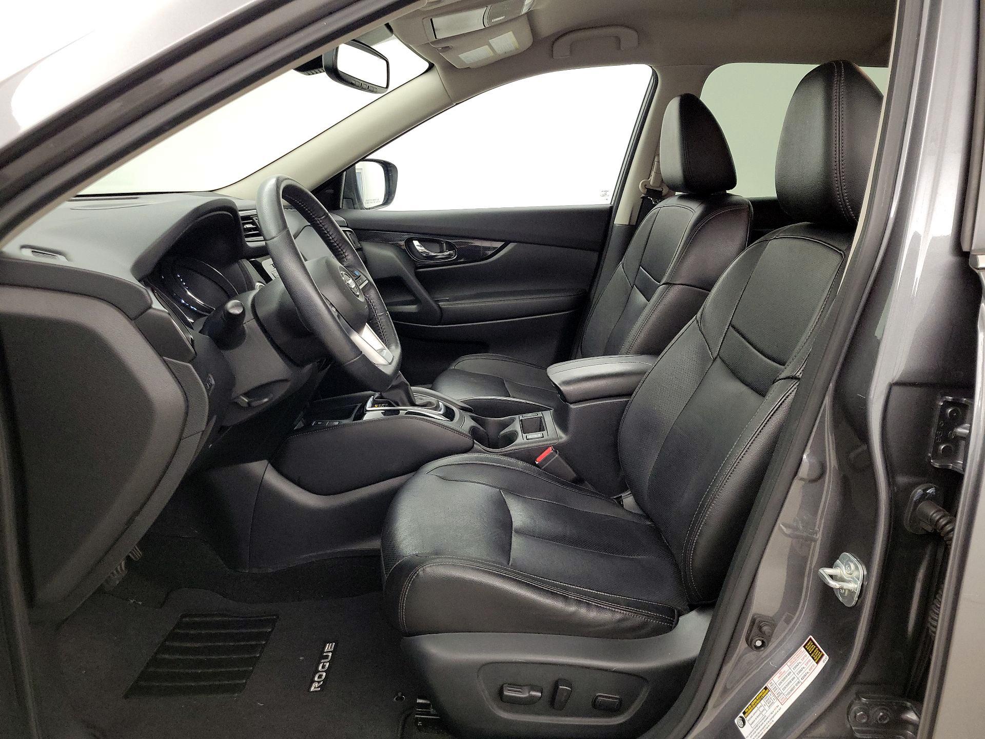 Thumbnail: 2020 Nissan Rogue - 11
