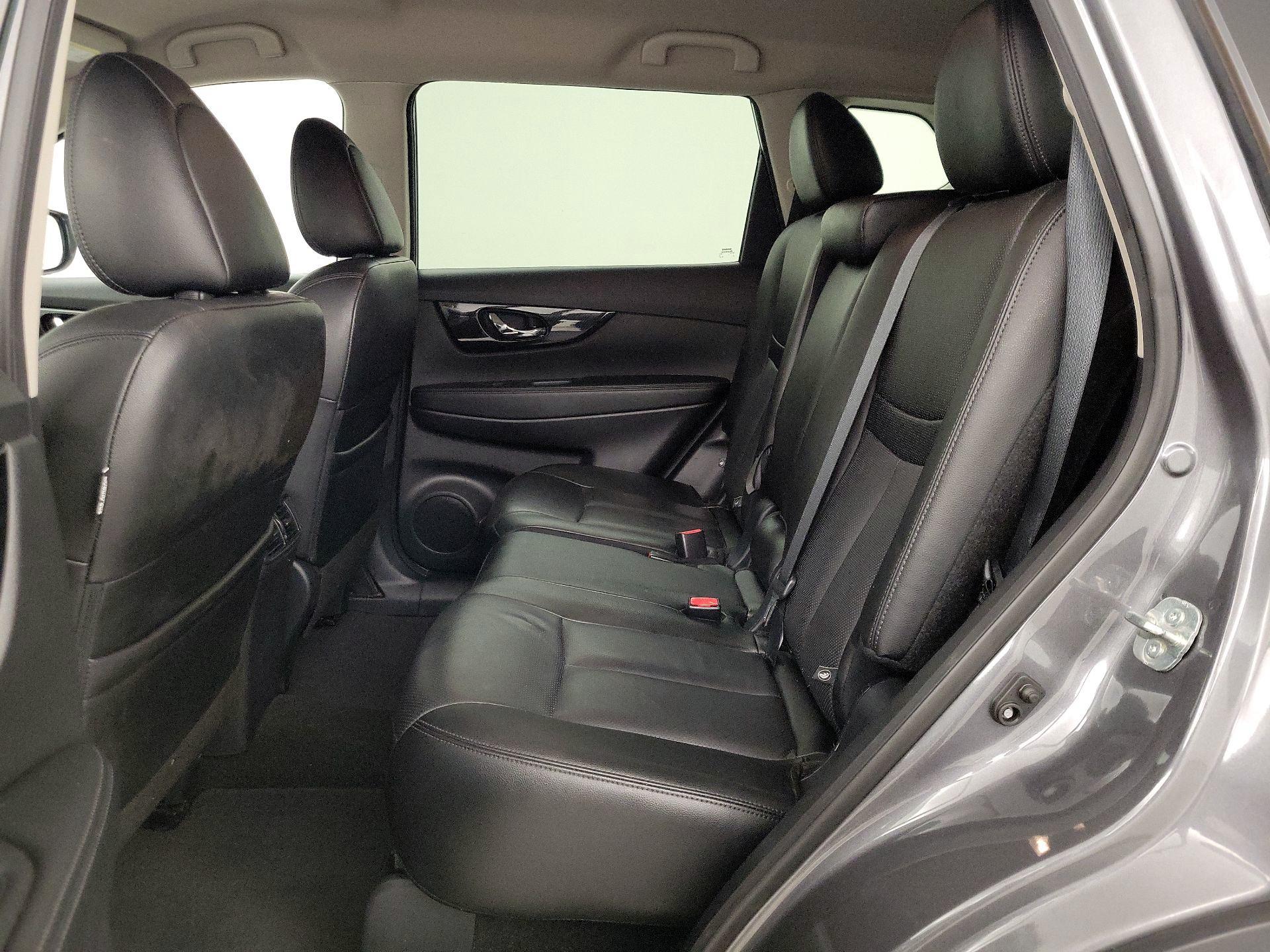 Thumbnail: 2020 Nissan Rogue - 20