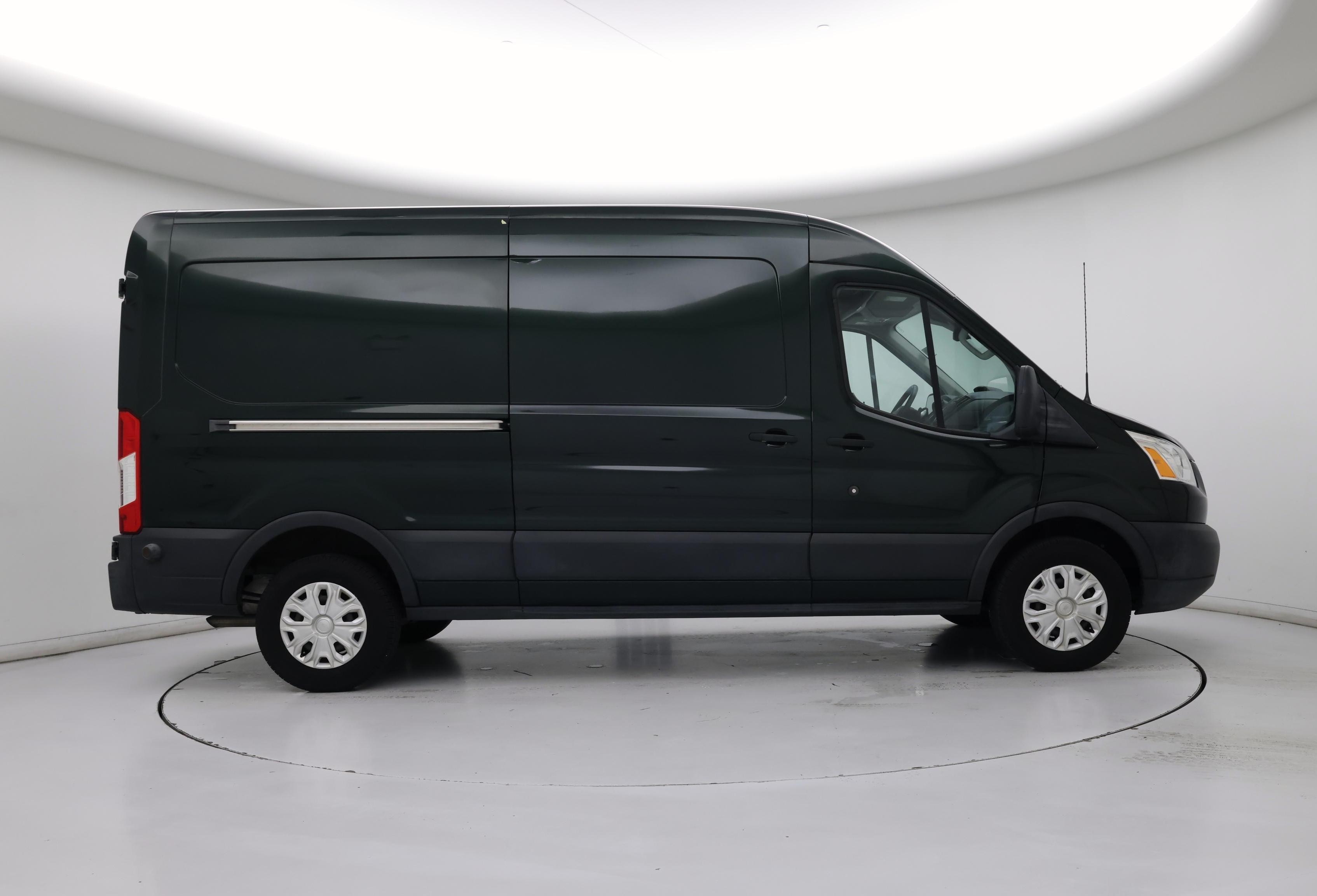 Thumbnail: 2019 Ford Transit Series - 7