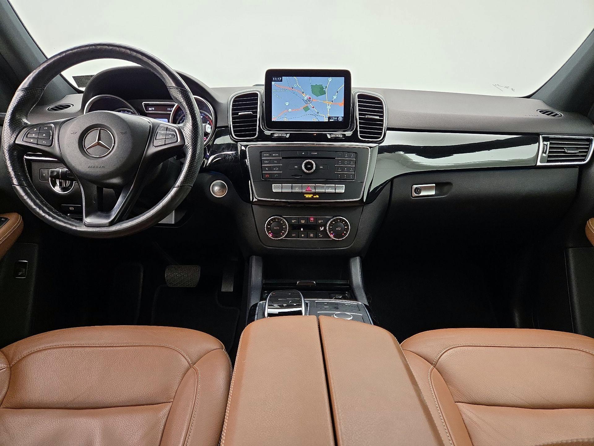 Thumbnail: 2018 Mercedes-Benz GLE - 9