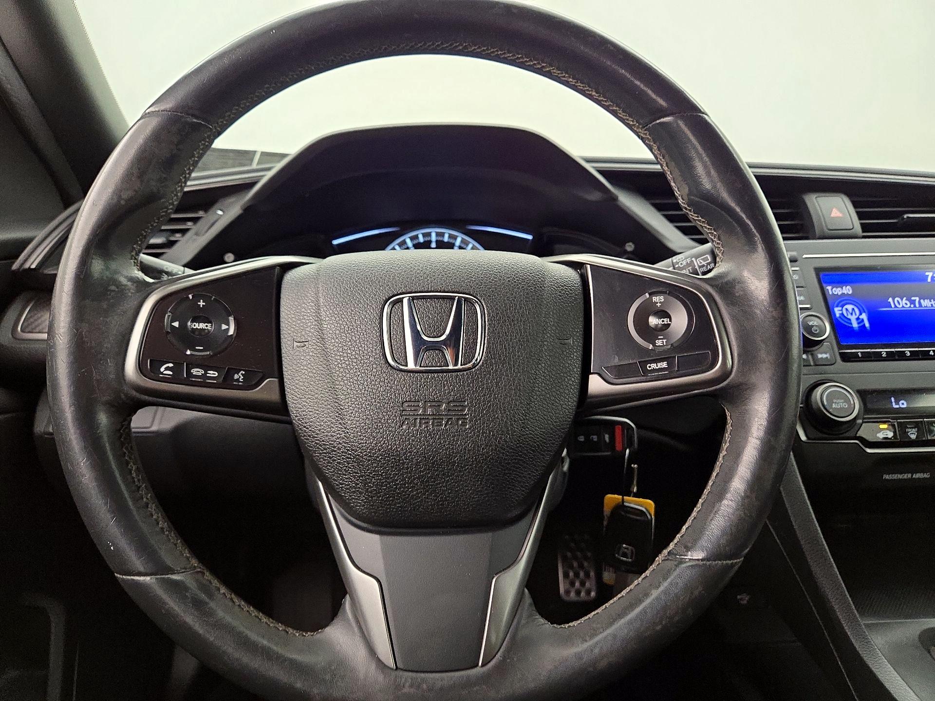 Thumbnail: 2017 Honda Civic - 10