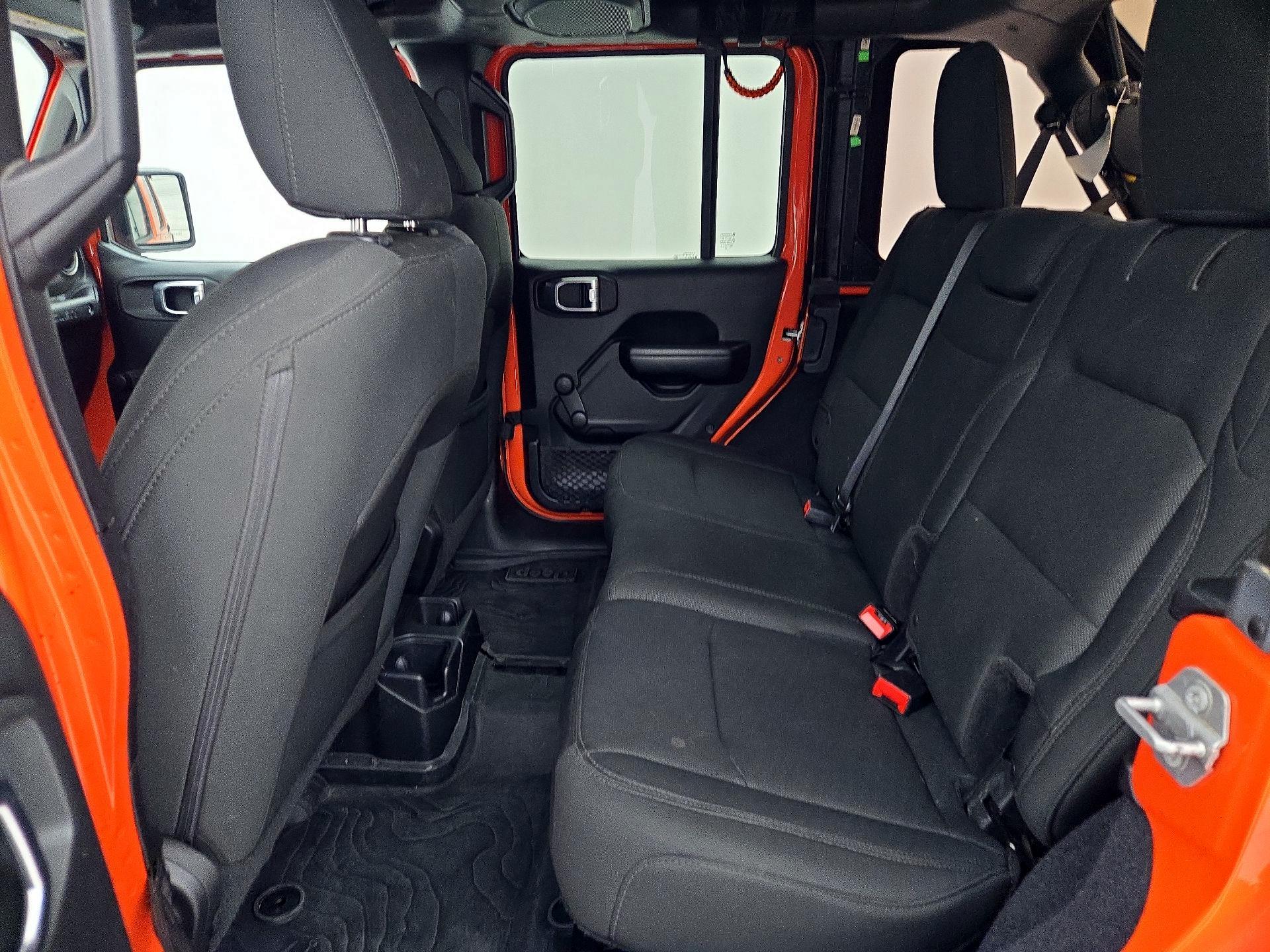 Thumbnail: 2018 Jeep Wrangler - 18