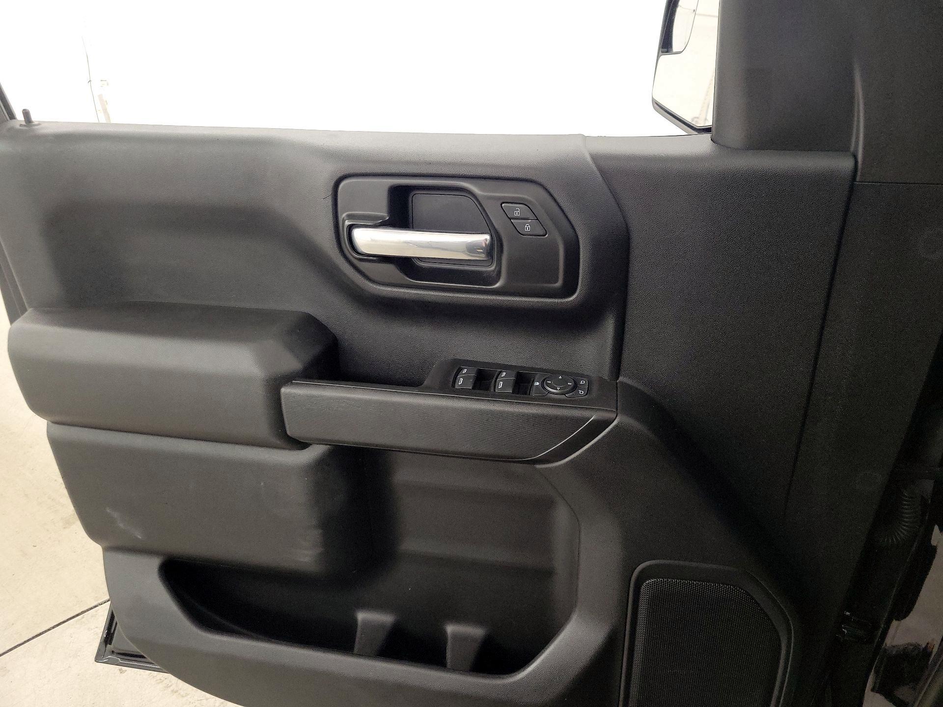 Thumbnail: 2021 Chevrolet Silverado 1500 - 12
