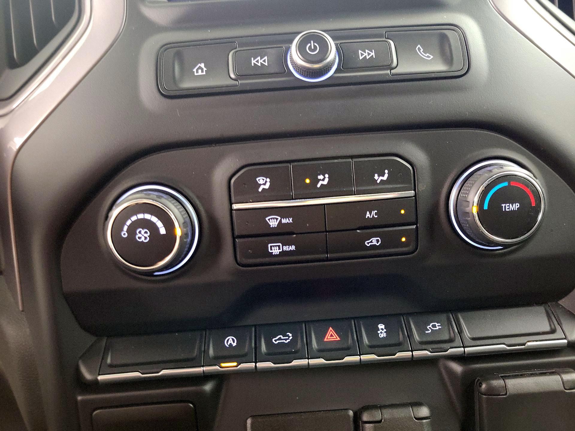 Thumbnail: 2021 Chevrolet Silverado 1500 - 16