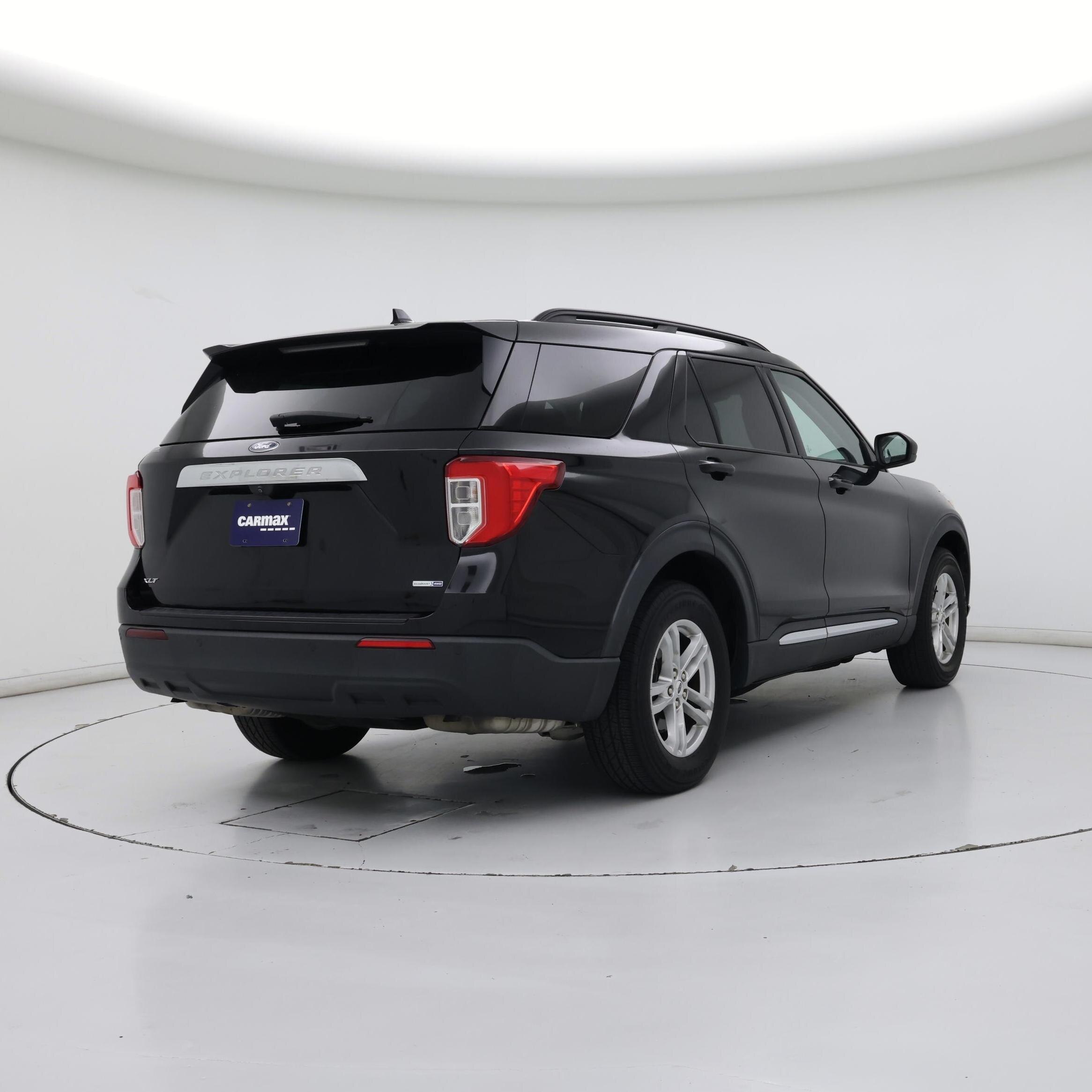 Thumbnail: 2020 Ford Explorer - 8