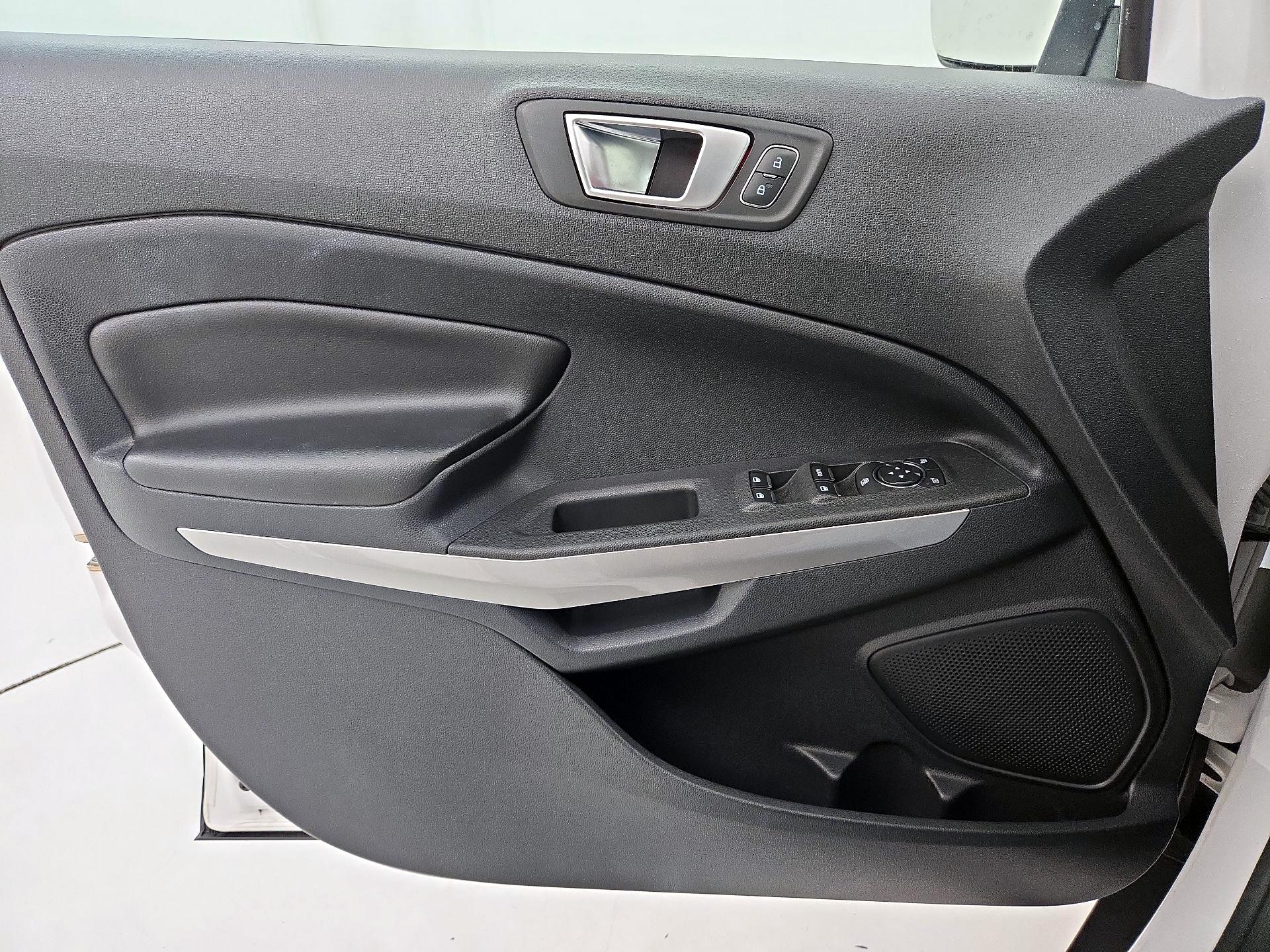 Thumbnail: 2019 Ford EcoSport - 12