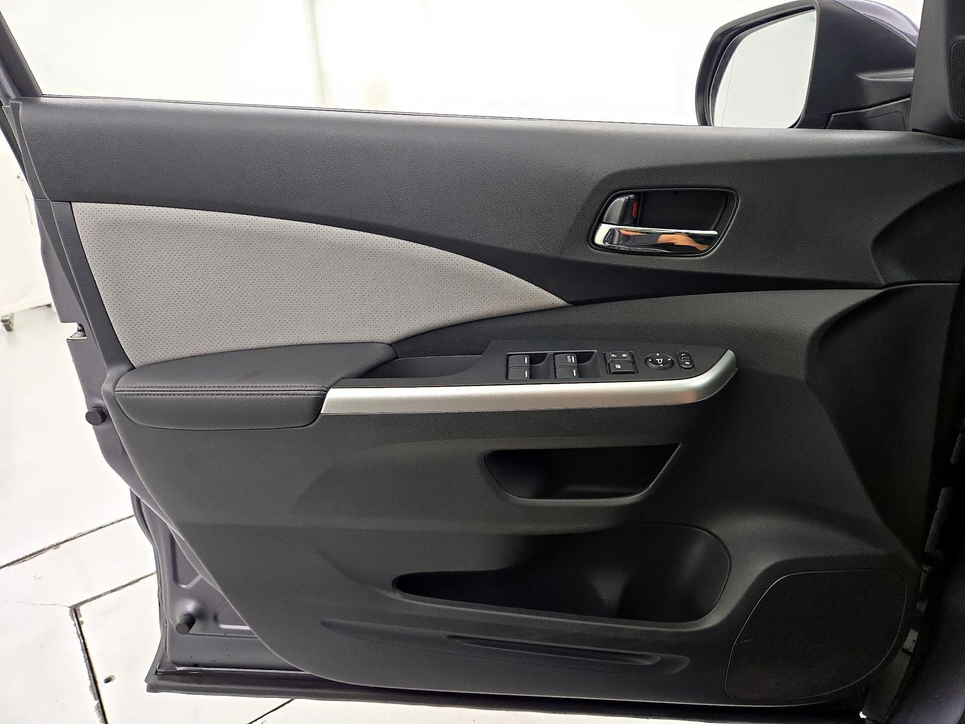 Thumbnail: 2016 Honda CR-V - 12