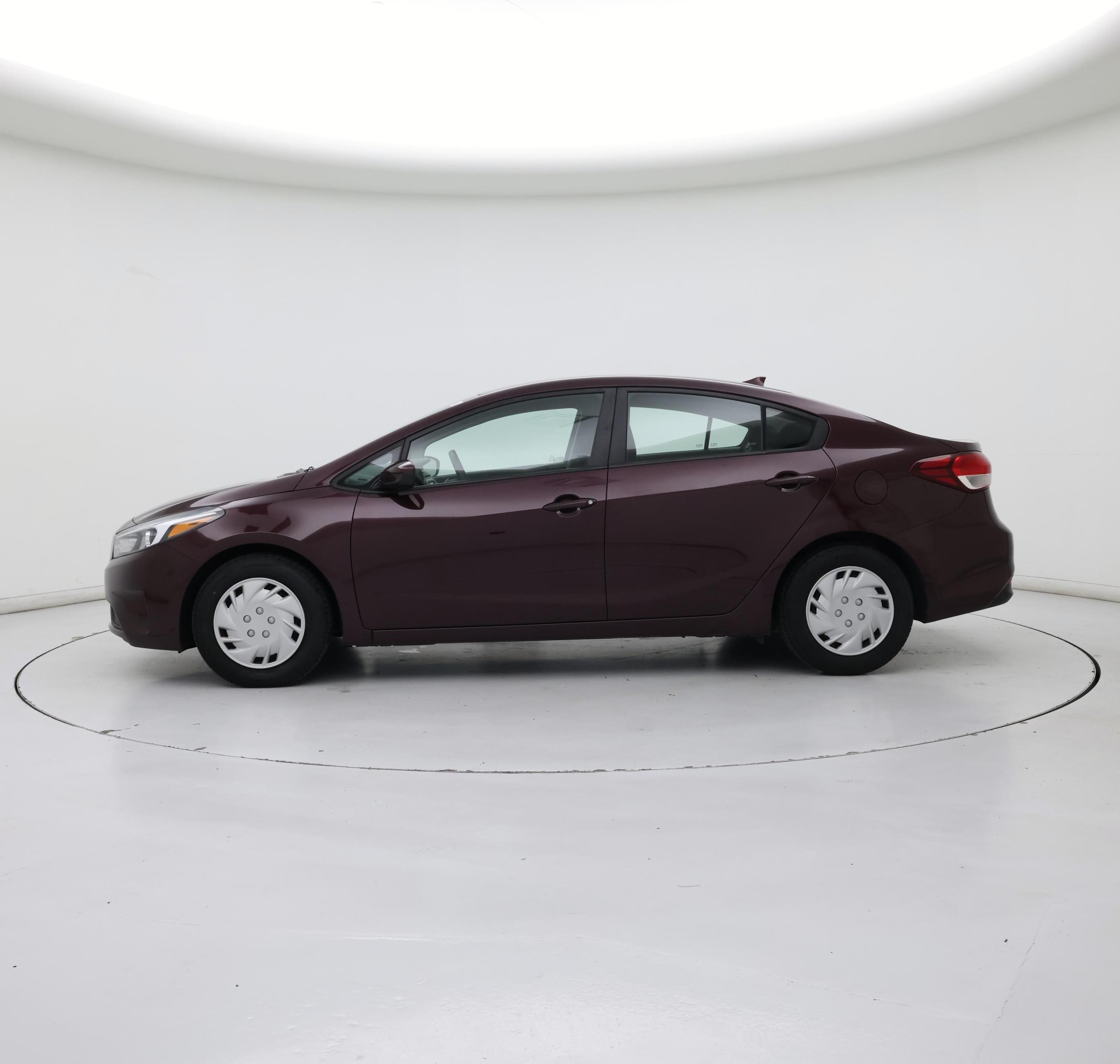 Thumbnail: 2018 Kia Forte - 3