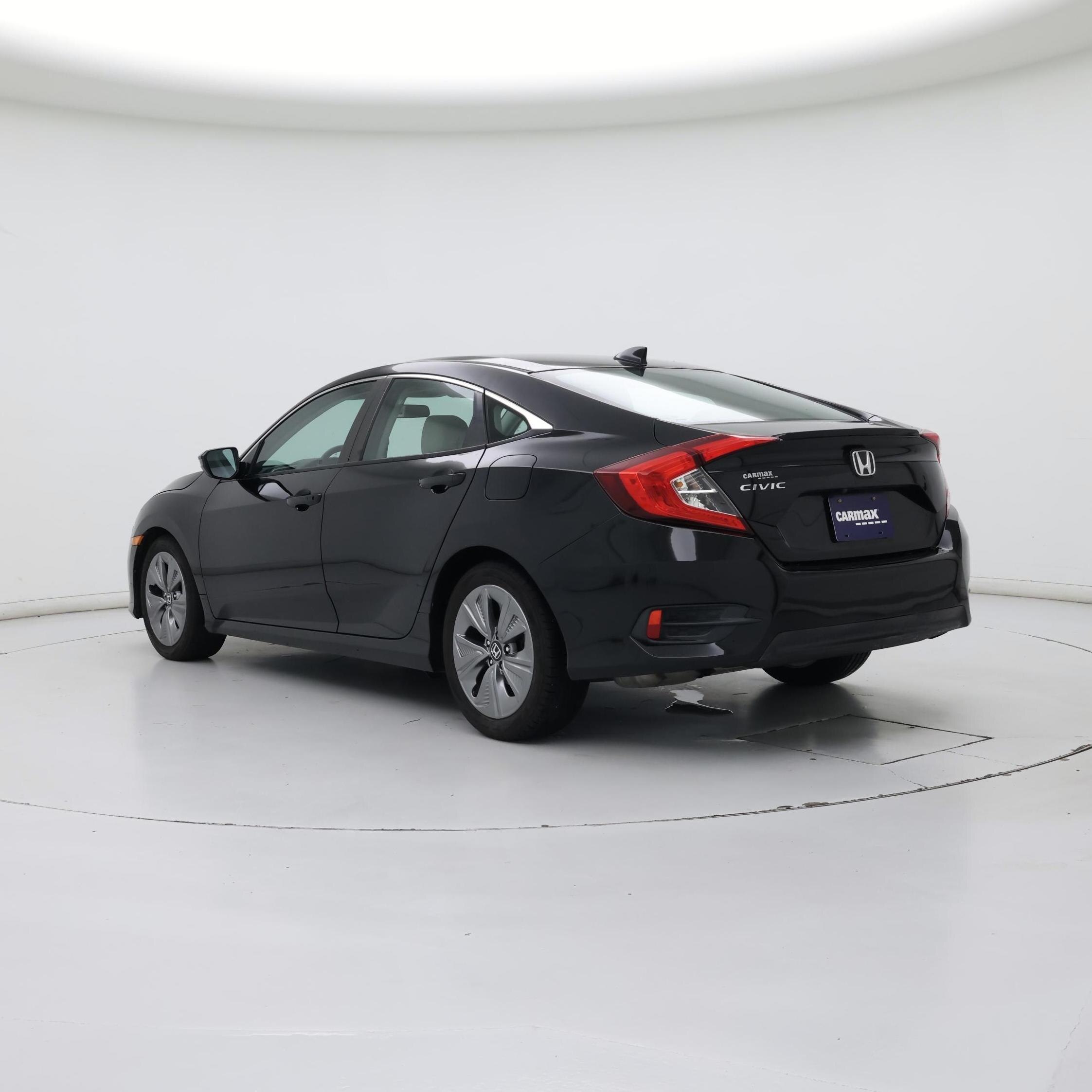 Thumbnail: 2017 Honda Civic - 2