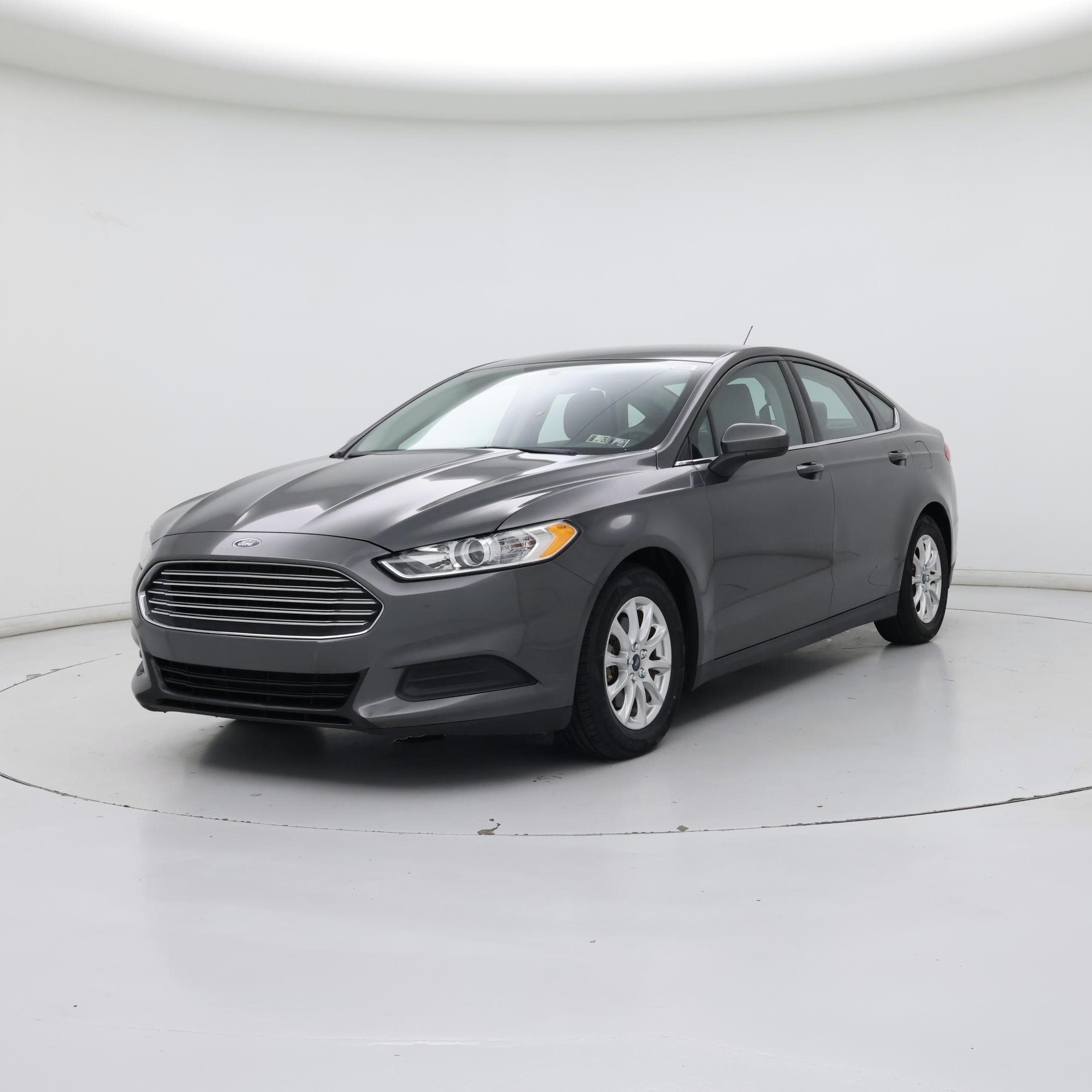 Thumbnail: 2016 Ford Fusion - 4