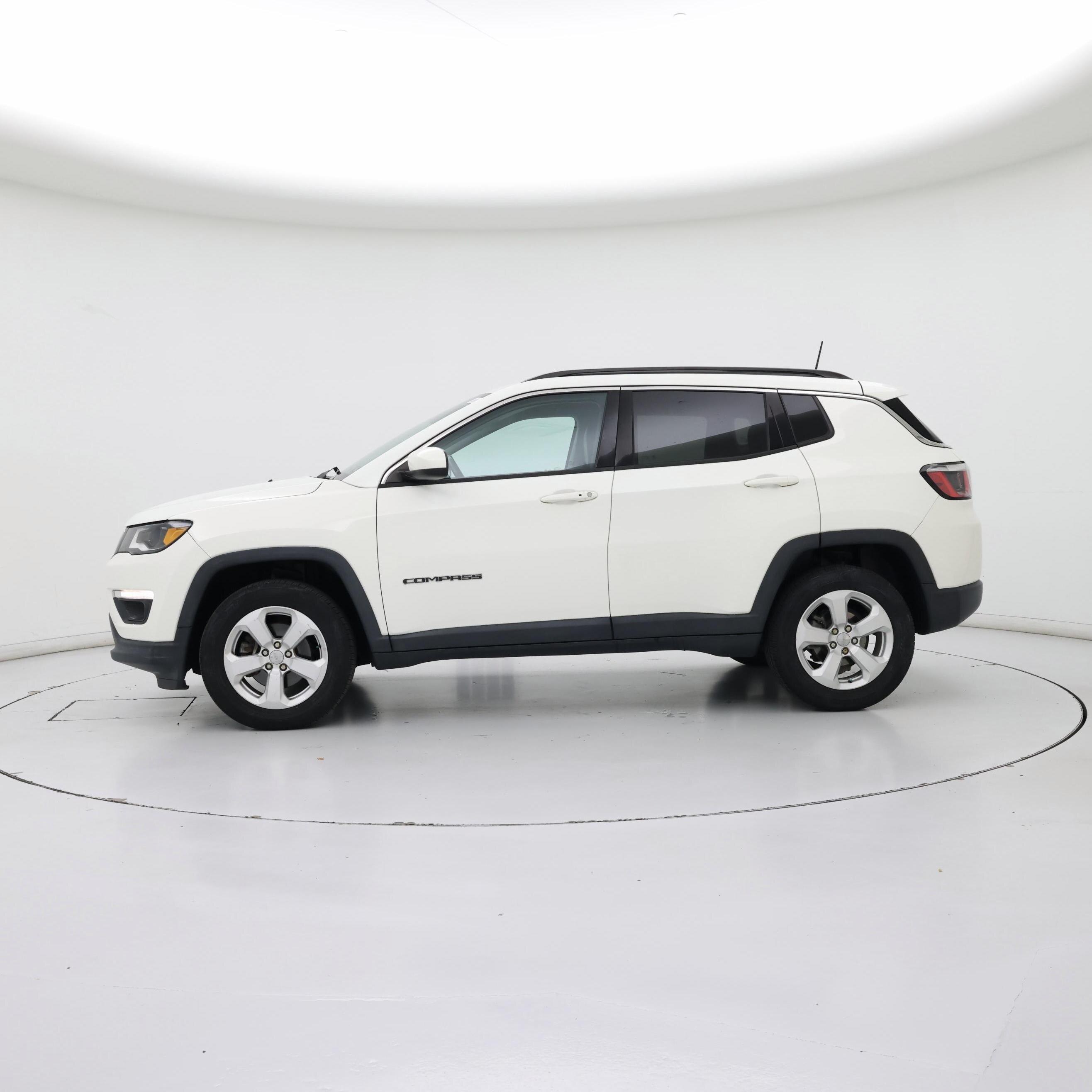 Thumbnail: 2018 Jeep Compass - 3