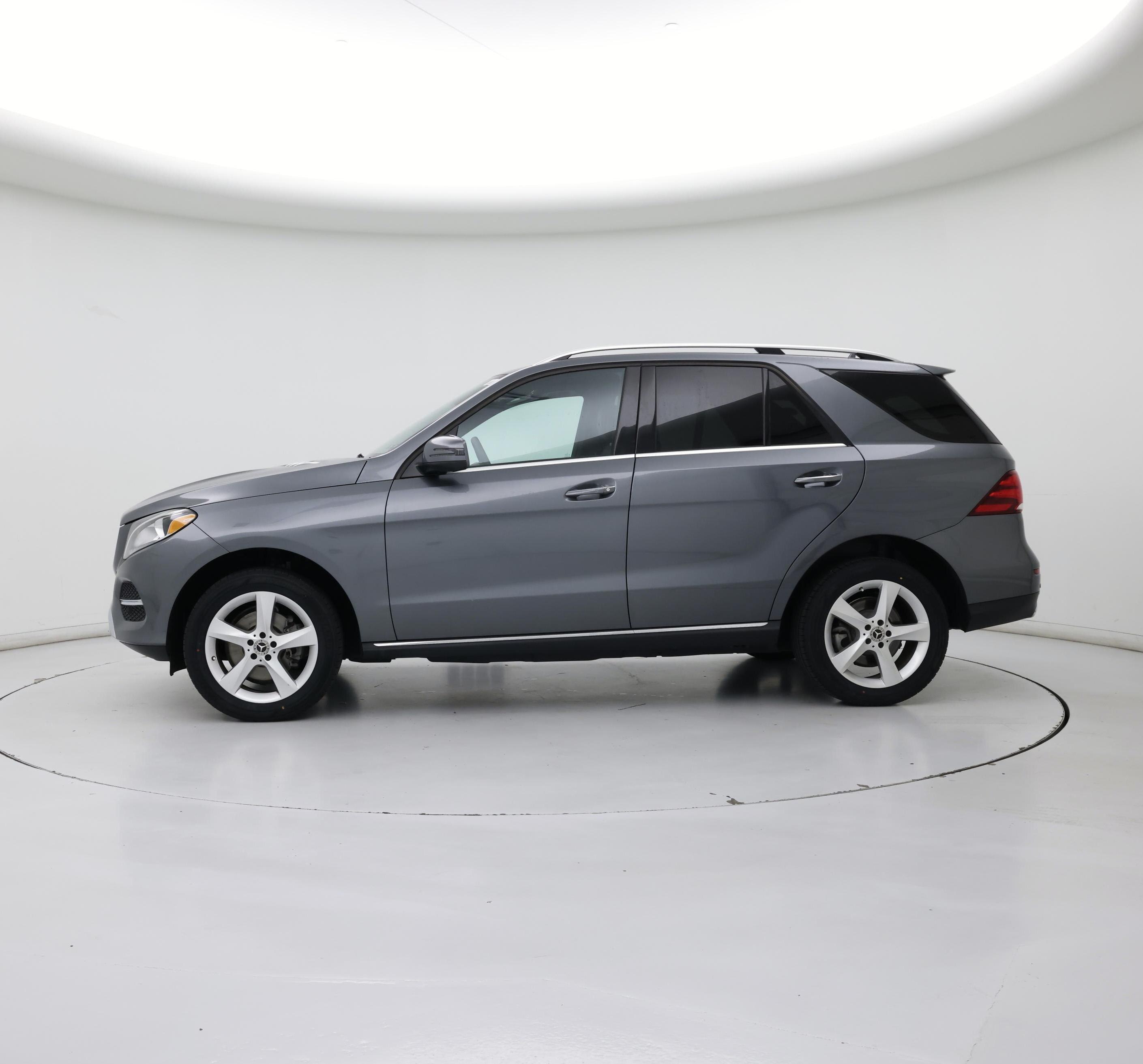 Thumbnail: 2018 Mercedes-Benz GLE - 3