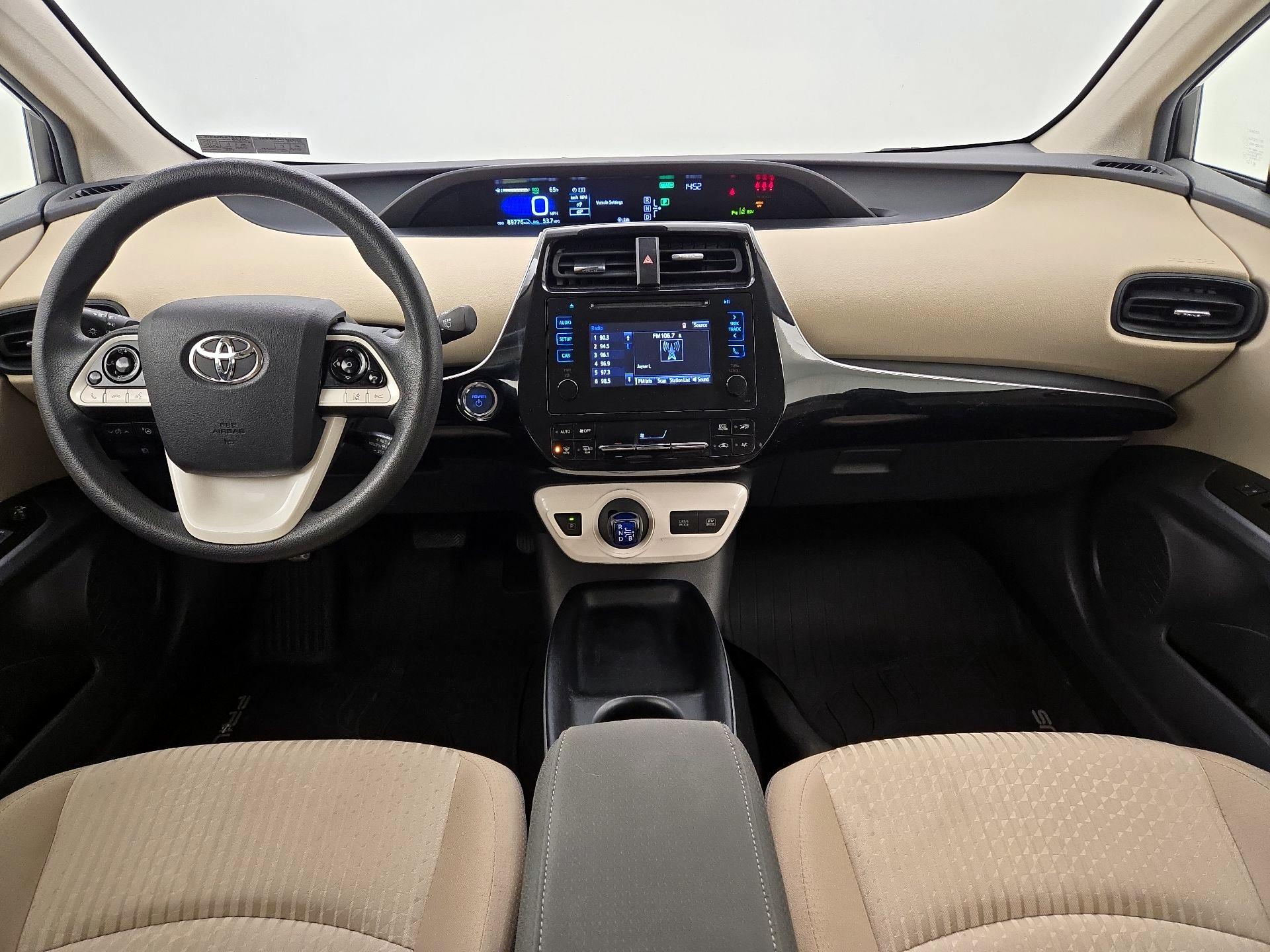 Thumbnail: 2018 Toyota Prius - 9